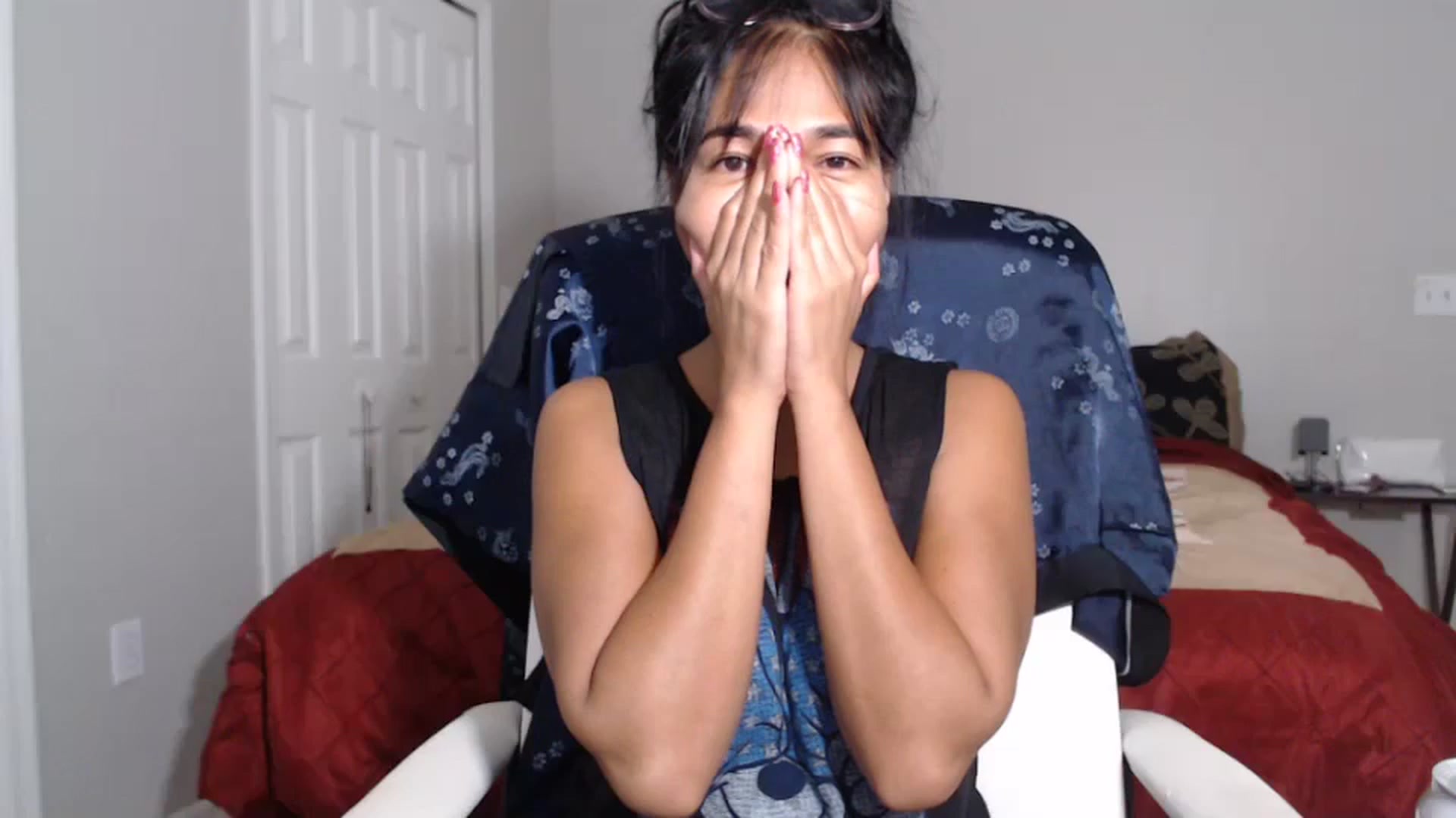 Gallery image thumbnail from Littlekai2023's myfreecams stream on, 06/19/2024, 03:13 image 15 of 20