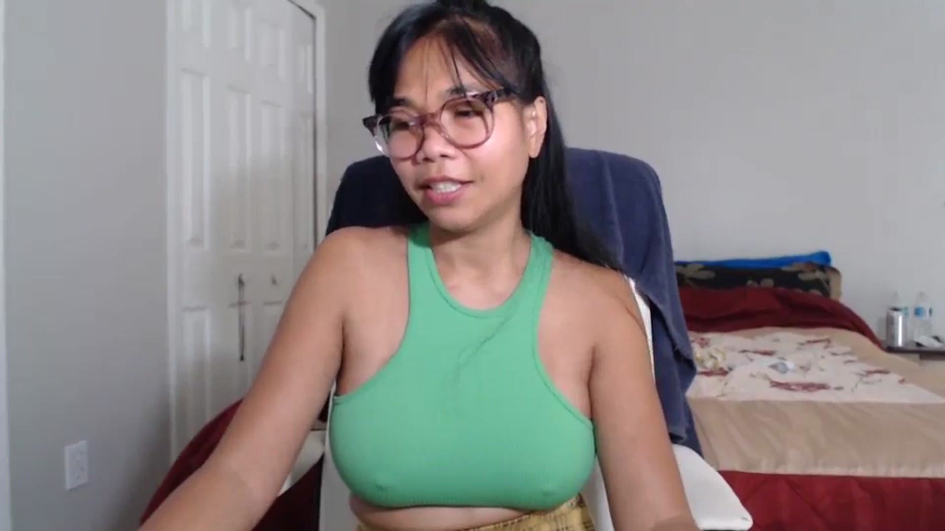 Gallery image thumbnail from Littlekai2023's myfreecams stream on, 06/24/2024, 18:52 image 5 of 20