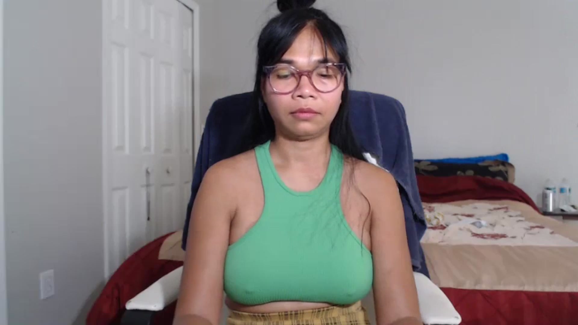 Gallery image thumbnail from Littlekai2023's myfreecams stream on, 06/24/2024, 18:52 image 6 of 20