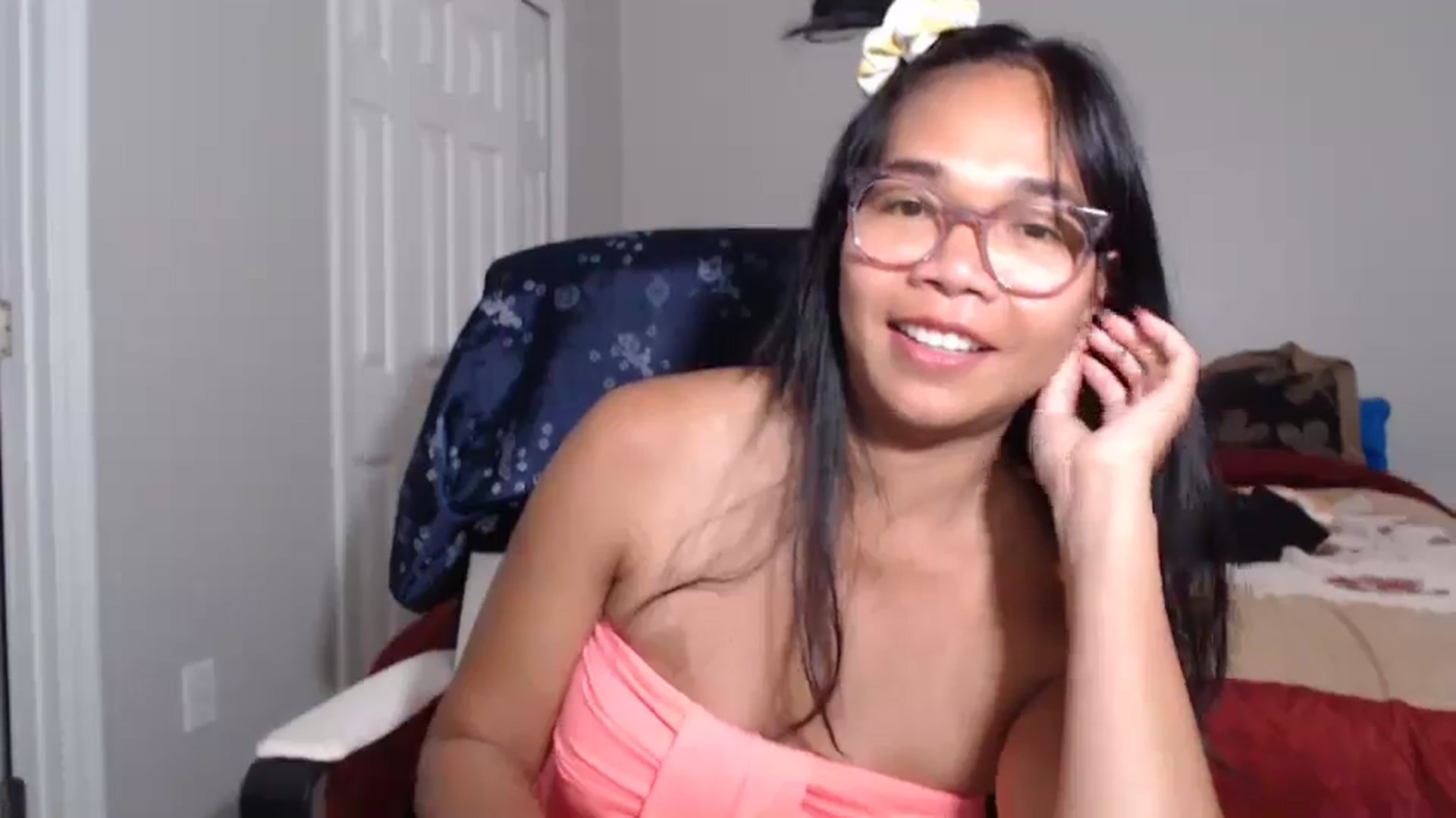 Gallery image thumbnail from Littlekai2023's myfreecams stream on, 06/28/2024, 02:38 image 6 of 20