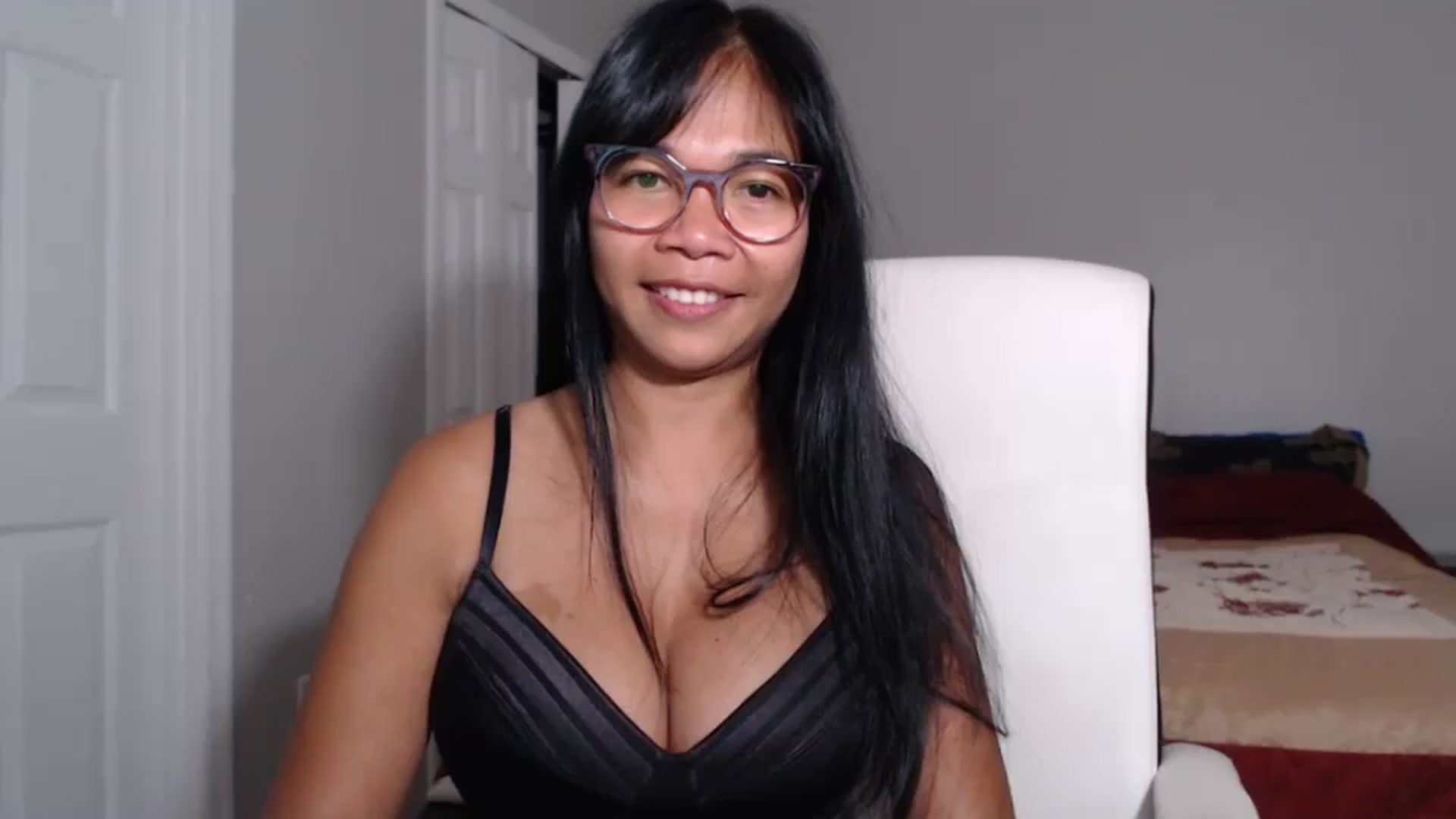 Gallery image thumbnail from Littlekai2023's myfreecams stream on, 06/29/2024, 01:25 image 4 of 20