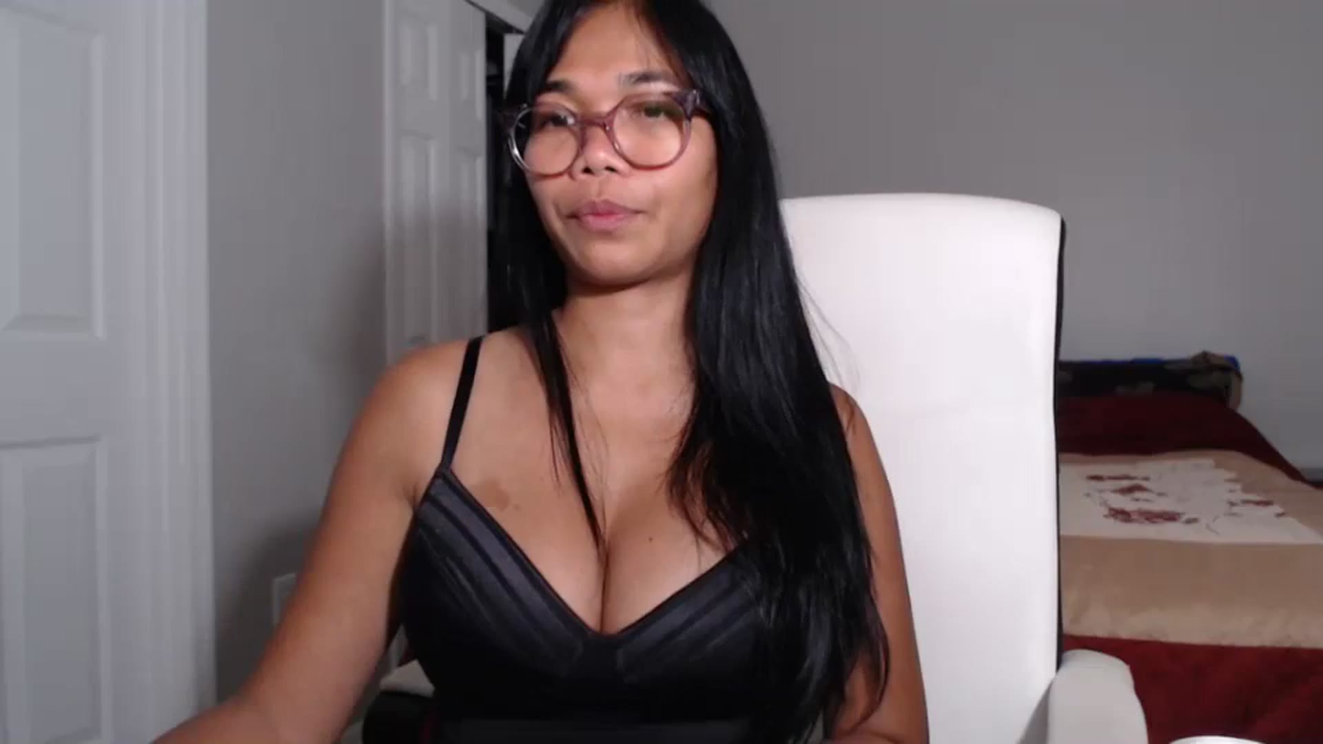Gallery image thumbnail from Littlekai2023's myfreecams stream on, 06/29/2024, 01:25 image 5 of 20