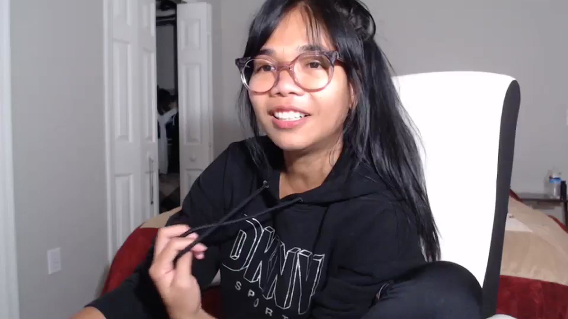 Gallery image thumbnail from Littlekai2023's myfreecams stream on, 06/30/2024, 03:29 image 6 of 20