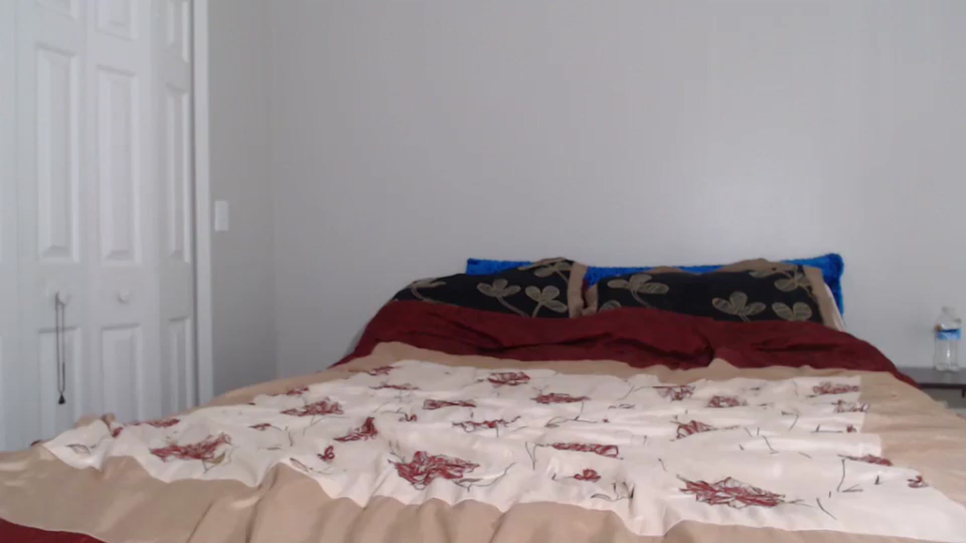 Gallery image thumbnail from Littlekai2023's myfreecams stream on, 07/01/2024, 23:09 image 8 of 20