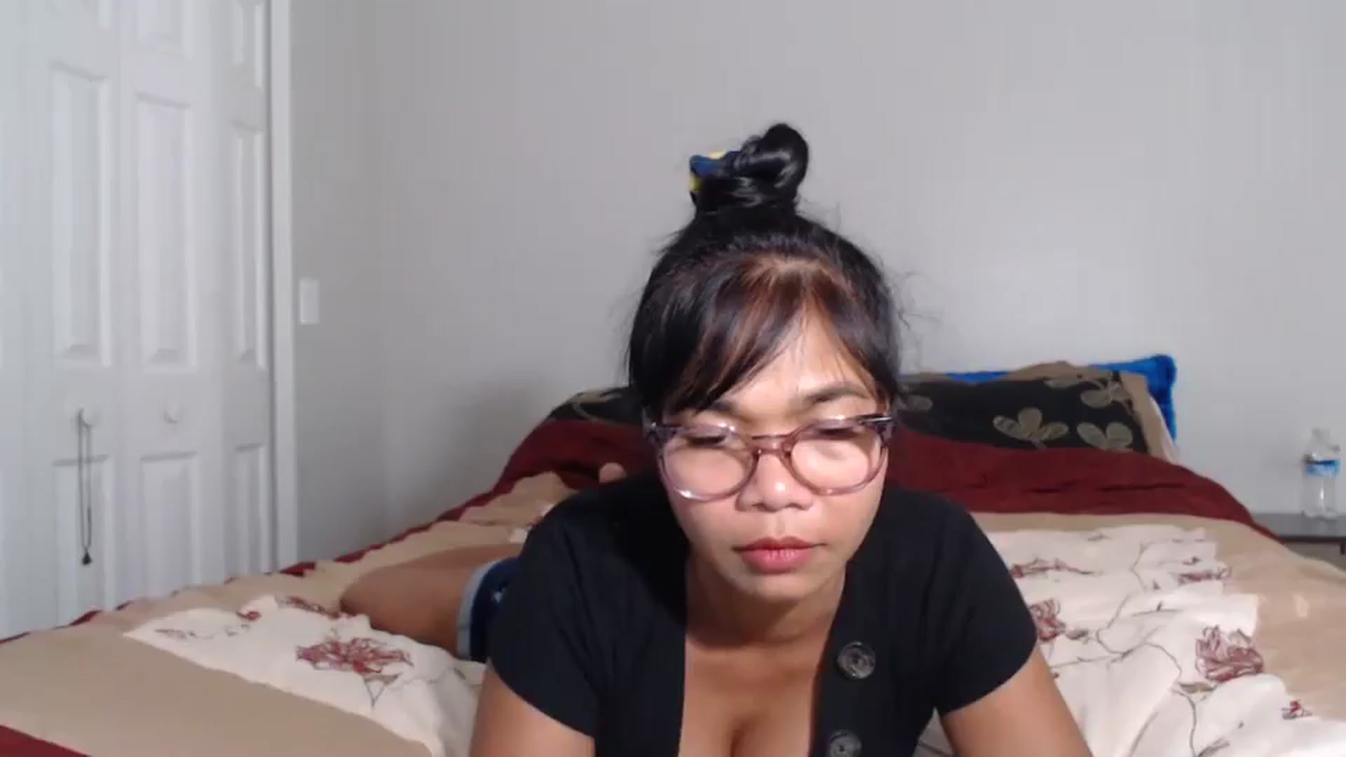 Gallery image thumbnail from Littlekai2023's myfreecams stream on, 07/01/2024, 23:09 image 11 of 20