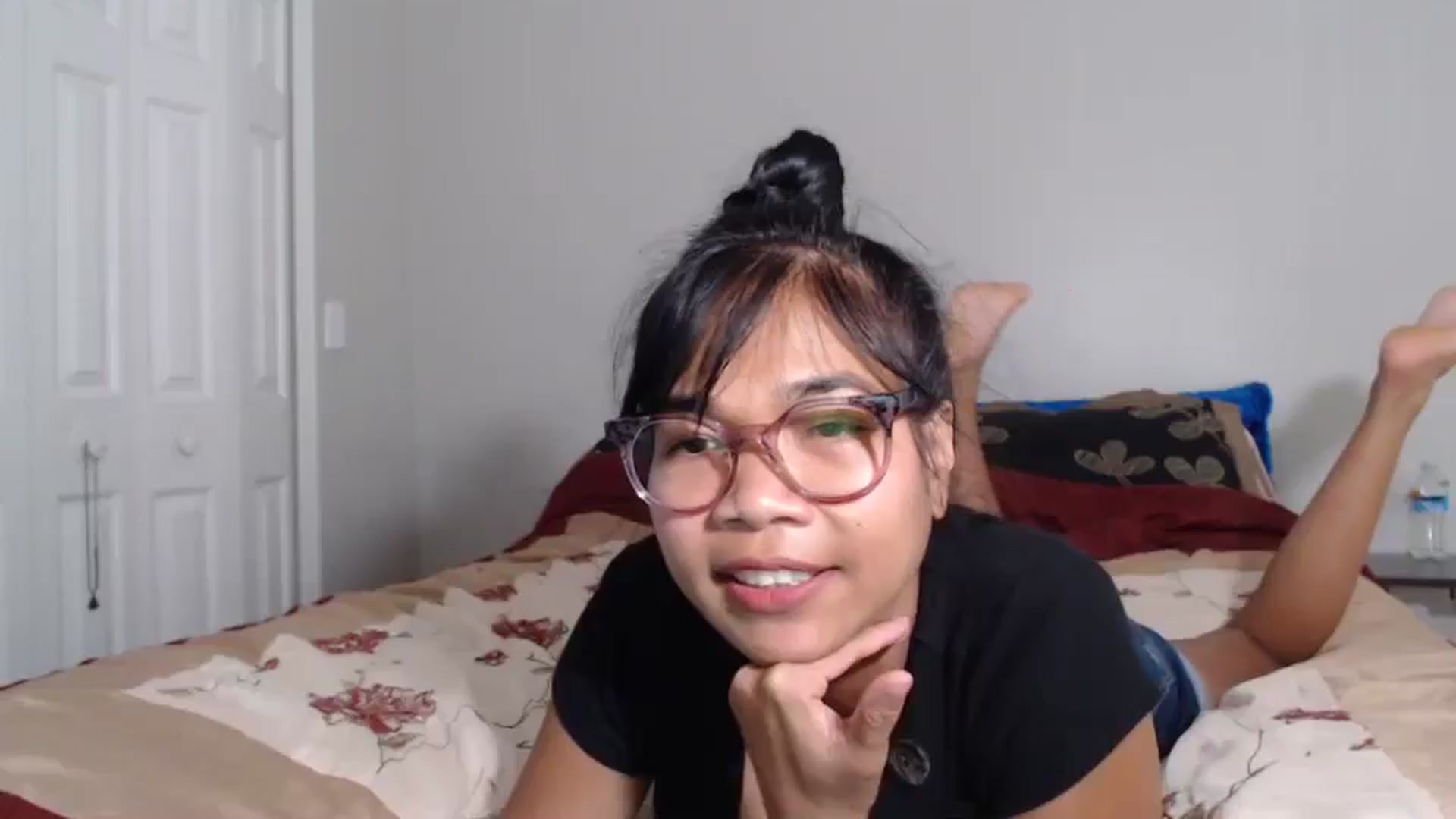 Gallery image thumbnail from Littlekai2023's myfreecams stream on, 07/01/2024, 23:09 image 3 of 20