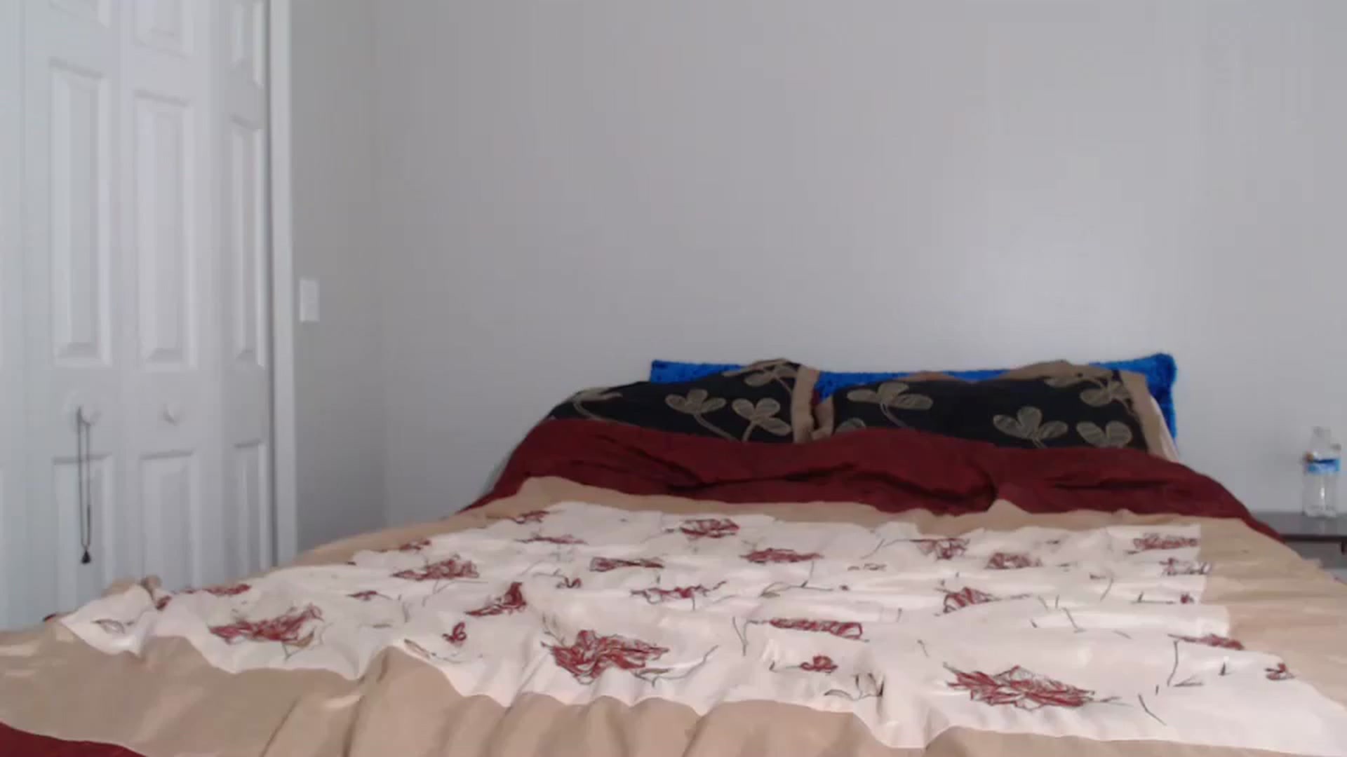 Gallery image thumbnail from Littlekai2023's myfreecams stream on, 07/01/2024, 23:09 image 7 of 20