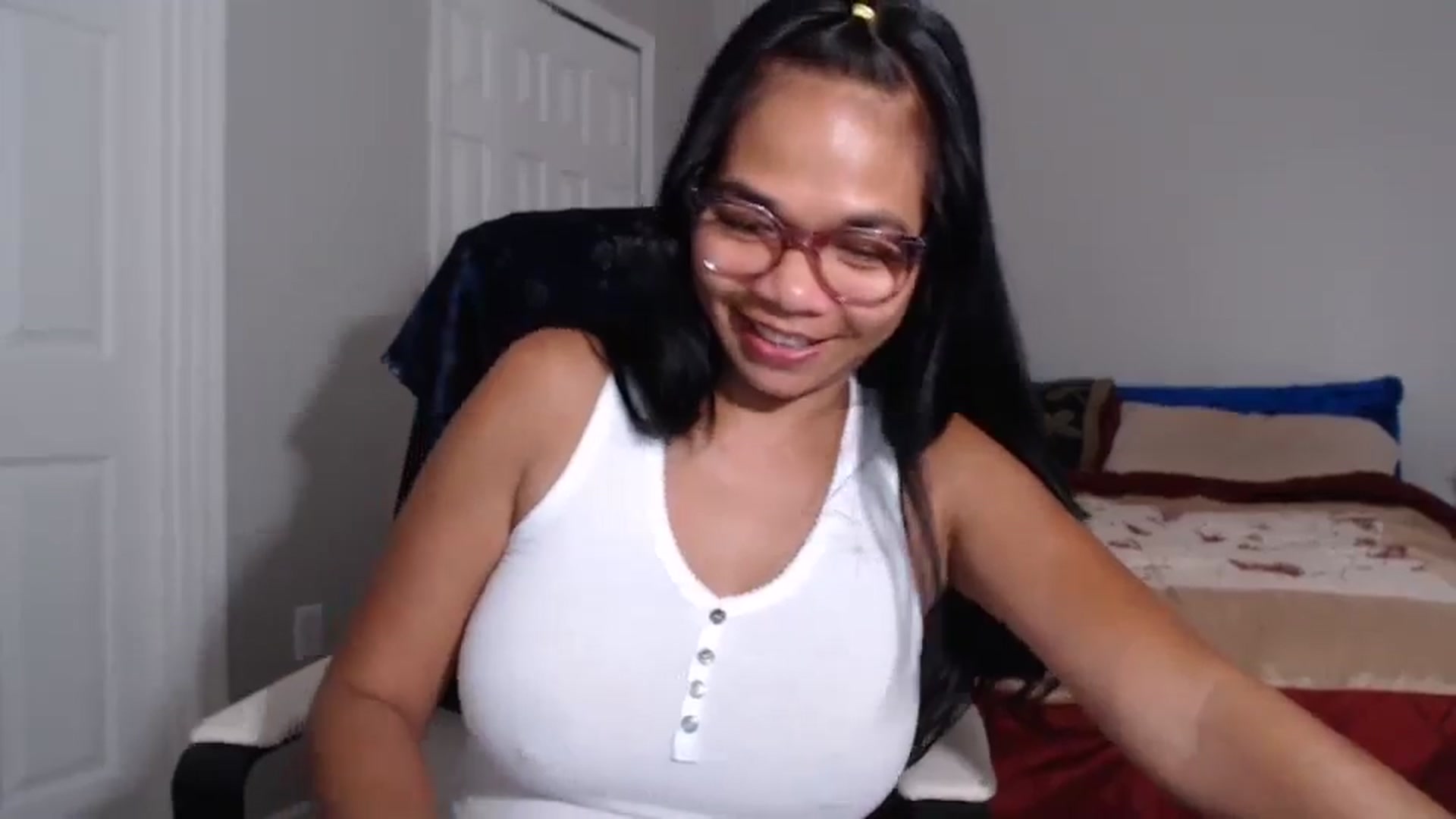 Gallery image thumbnail from Littlekai2023's myfreecams stream on, 07/03/2024, 02:22 image 5 of 20