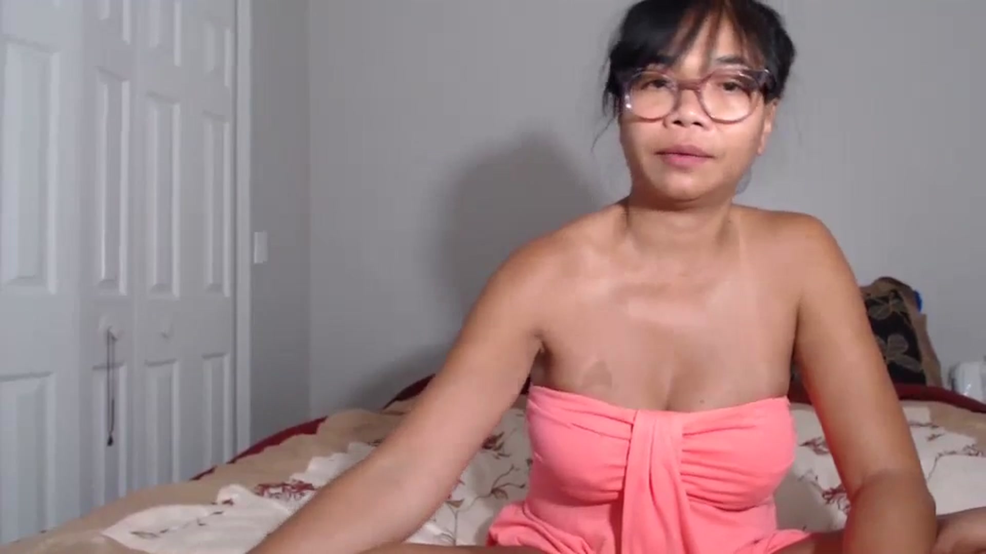 Gallery image thumbnail from Littlekai2023's myfreecams stream on, 07/06/2024, 24:01 image 8 of 20