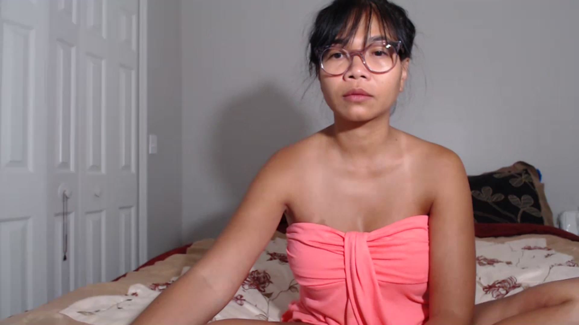 Gallery image thumbnail from Littlekai2023's myfreecams stream on, 07/06/2024, 24:01 image 11 of 20