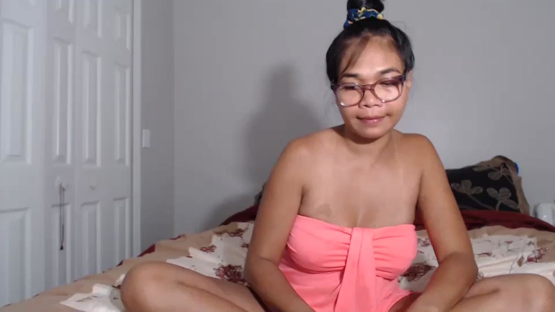 Gallery image thumbnail from Littlekai2023's myfreecams stream on, 07/06/2024, 04:28 image 8 of 20