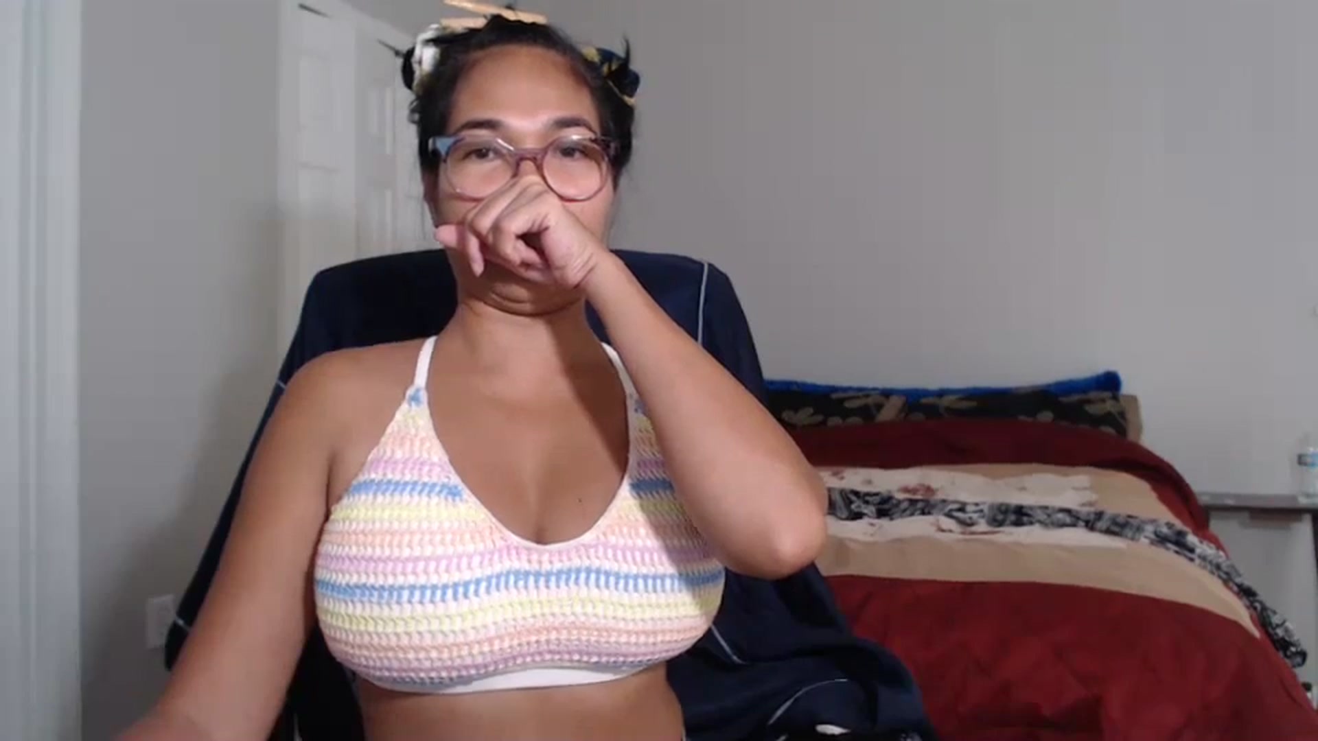Gallery image thumbnail from Littlekai2023's myfreecams stream on, 07/07/2024, 22:00 image 12 of 20