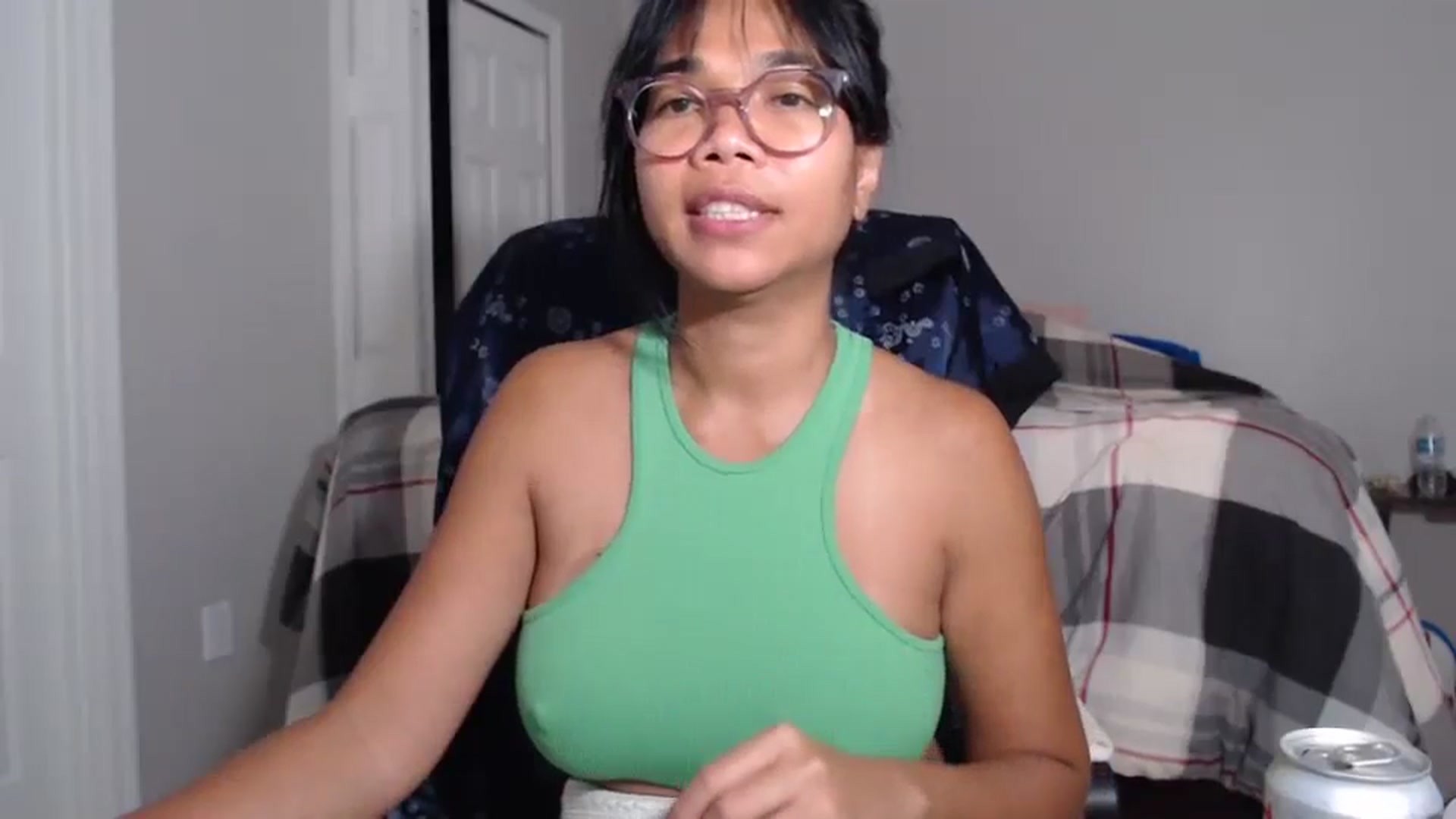 Gallery image thumbnail from Littlekai2023's myfreecams stream on, 07/11/2024, 02:16 image 17 of 20