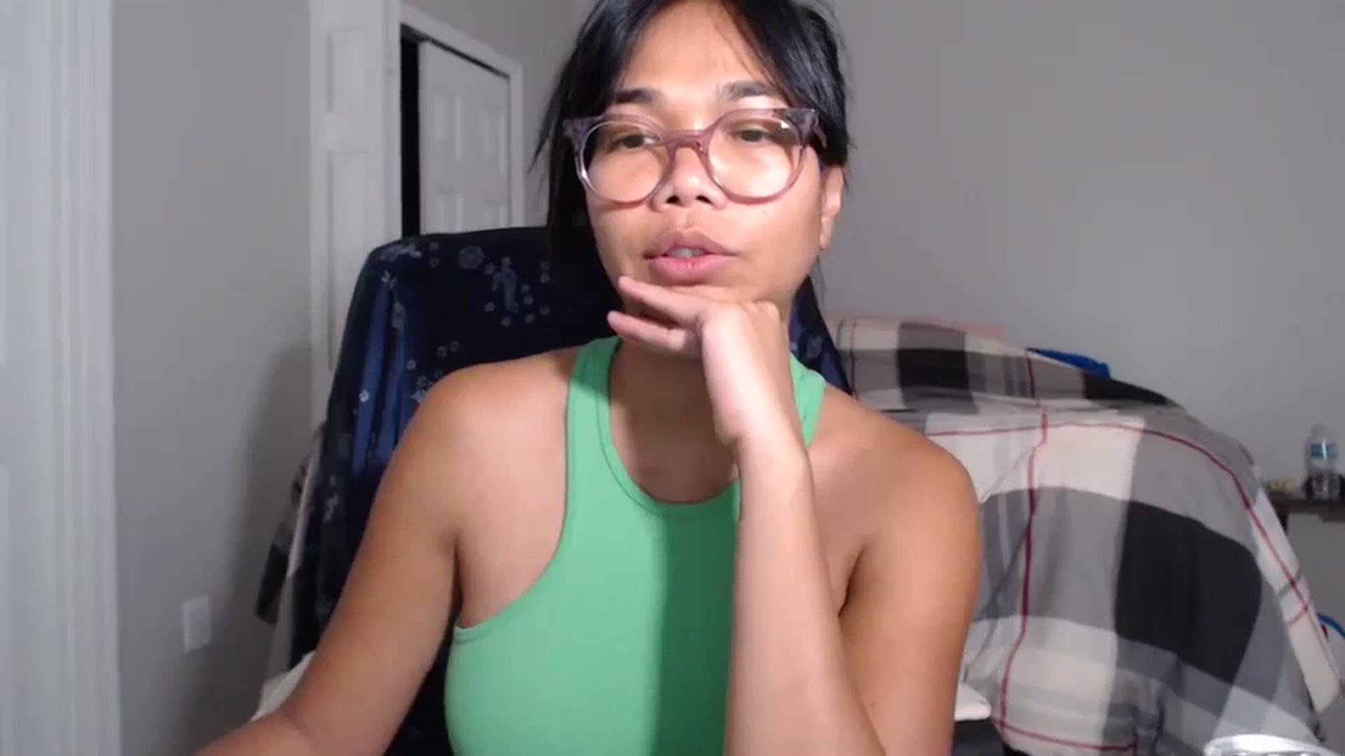 Gallery image thumbnail from Littlekai2023's myfreecams stream on, 07/11/2024, 02:16 image 10 of 20