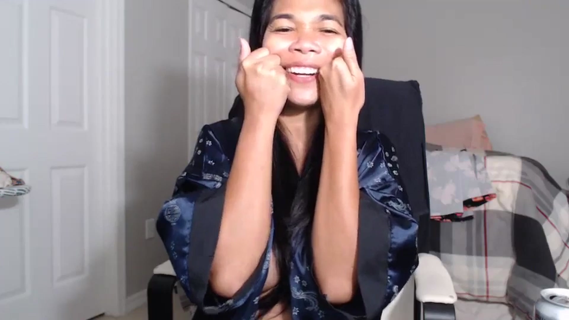 Gallery image thumbnail from Littlekai2023's myfreecams stream on, 07/13/2024, 02:29 image 10 of 20