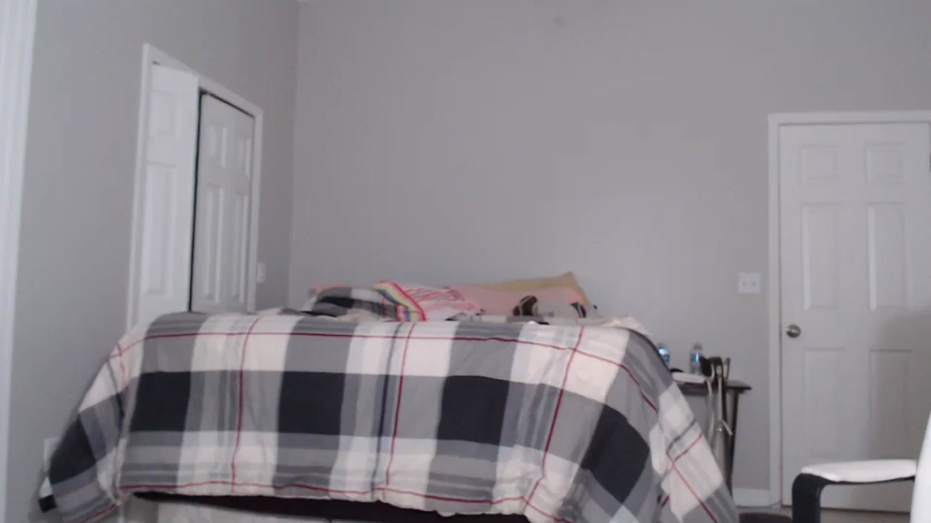Gallery image thumbnail from Littlekai2023's myfreecams stream on, 07/15/2024, 04:11 image 19 of 20