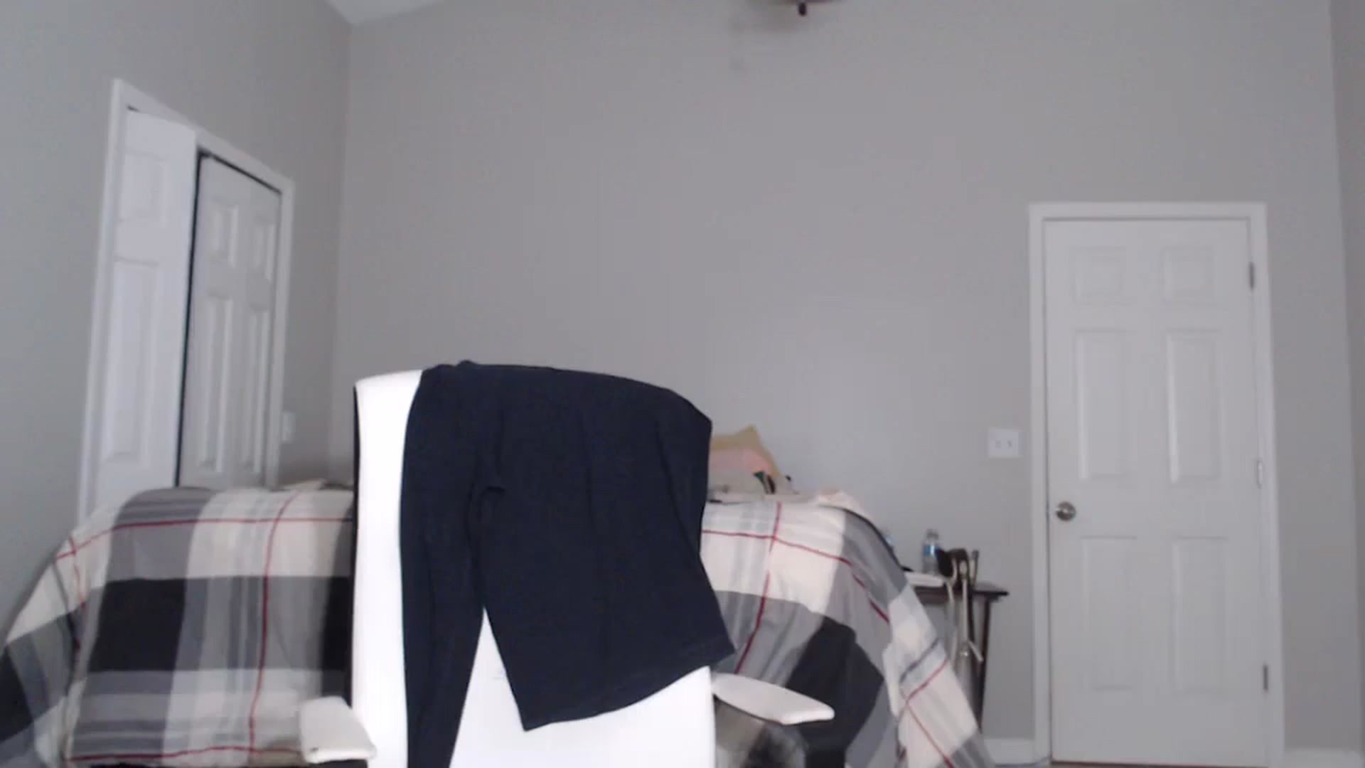 Gallery image thumbnail from Littlekai2023's myfreecams stream on, 07/15/2024, 04:11 image 14 of 20