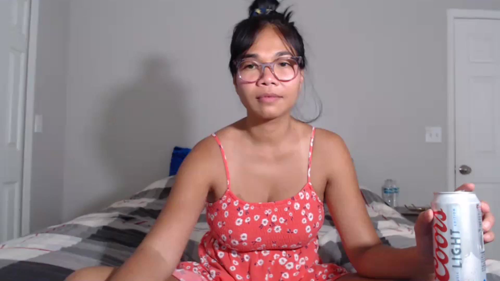 Gallery image thumbnail from Littlekai2023's myfreecams stream on, 07/21/2024, 24:15 image 14 of 20