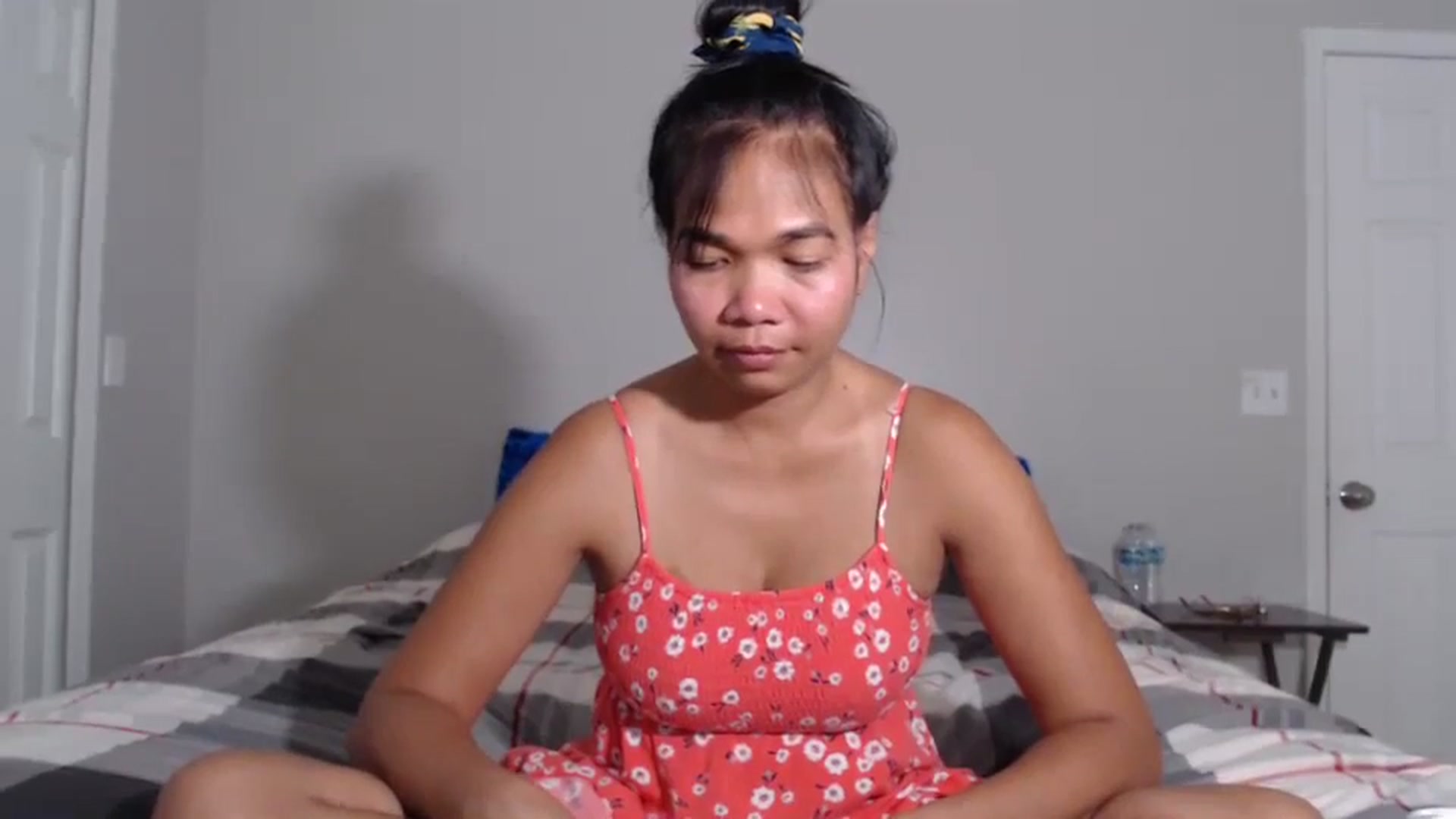 Gallery image thumbnail from Littlekai2023's myfreecams stream on, 07/21/2024, 24:15 image 15 of 20