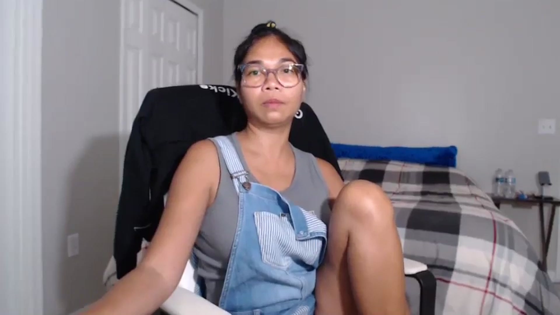 Gallery image thumbnail from Littlekai2023's myfreecams stream on, 07/23/2024, 04:58 image 4 of 20