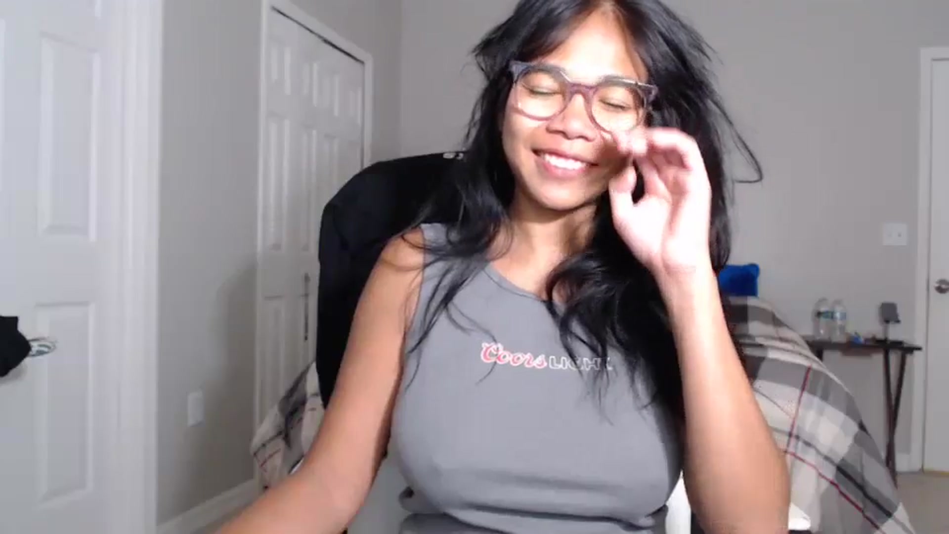 Gallery image thumbnail from Littlekai2023's myfreecams stream on, 07/23/2024, 04:58 image 18 of 20