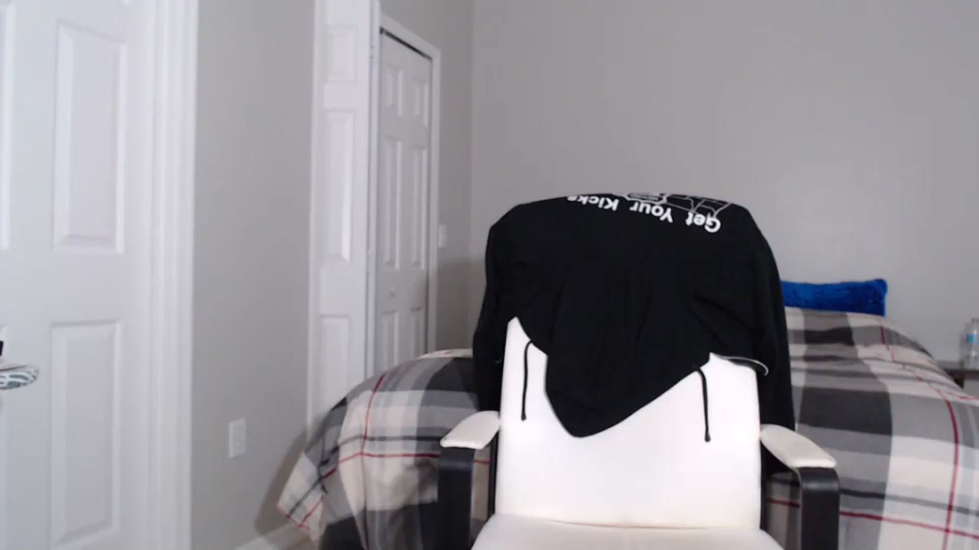 Gallery image thumbnail from Littlekai2023's myfreecams stream on, 07/24/2024, 02:46 image 5 of 20