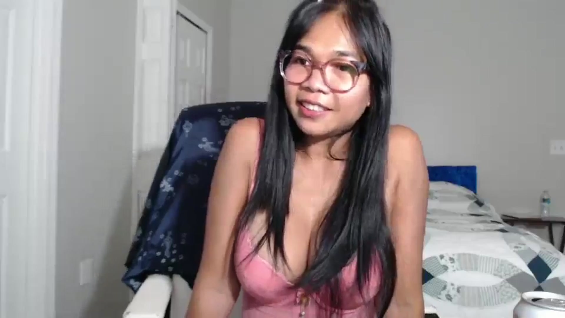 Gallery image thumbnail from Littlekai2023's myfreecams stream on, 07/28/2024, 24:47 image 11 of 20