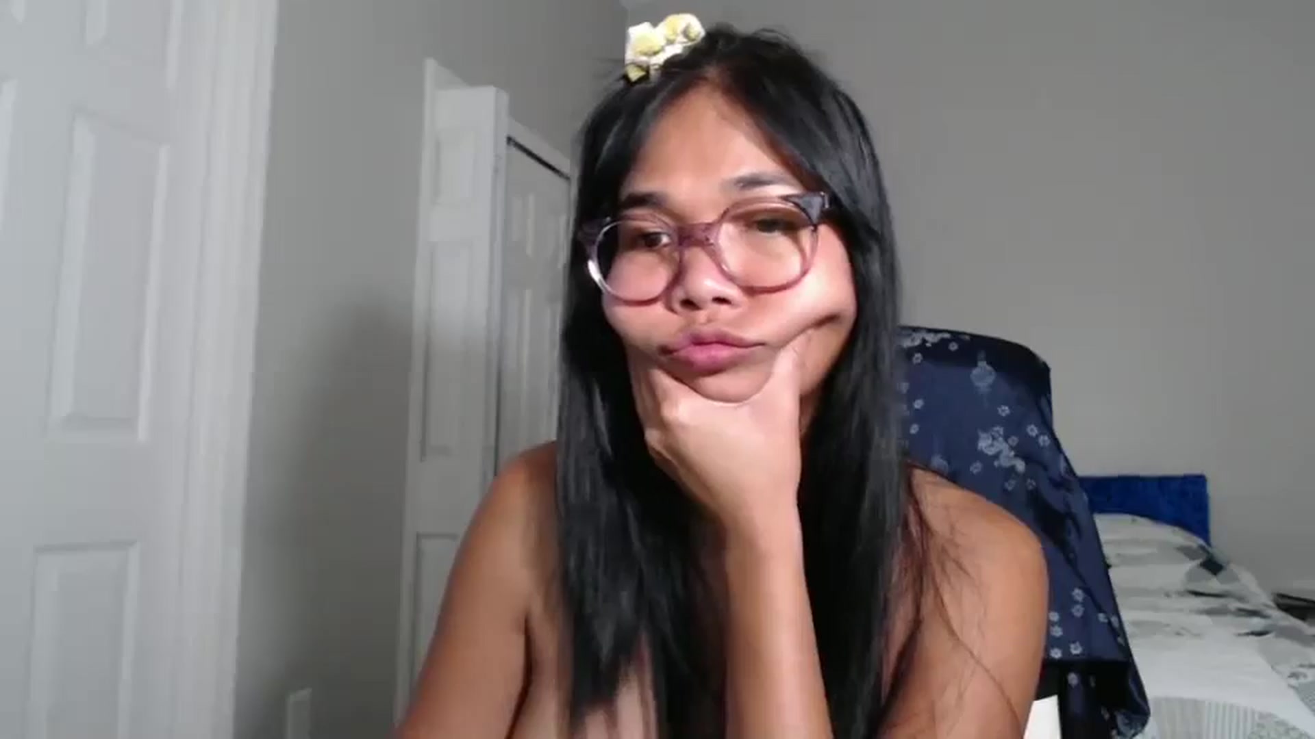 Gallery image thumbnail from Littlekai2023's myfreecams stream on, 07/28/2024, 03:44 image 11 of 20