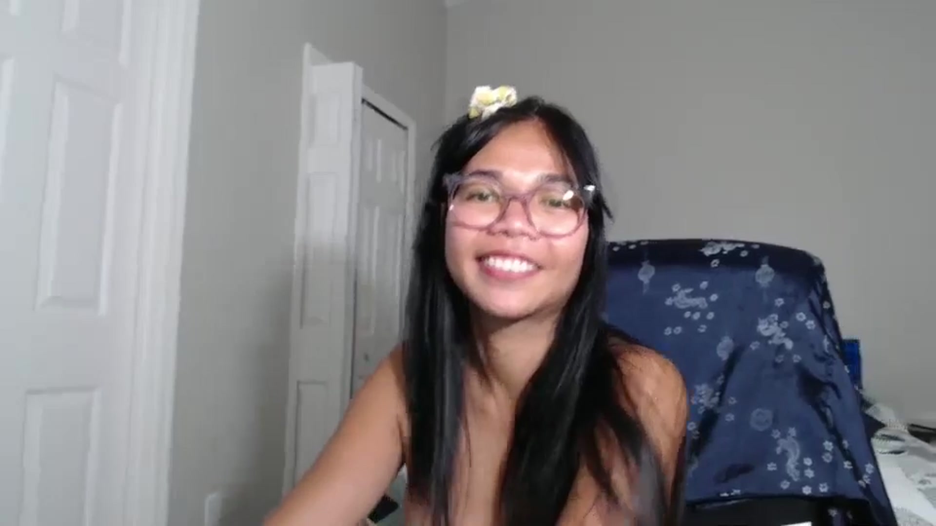 Gallery image thumbnail from Littlekai2023's myfreecams stream on, 07/28/2024, 03:44 image 10 of 20