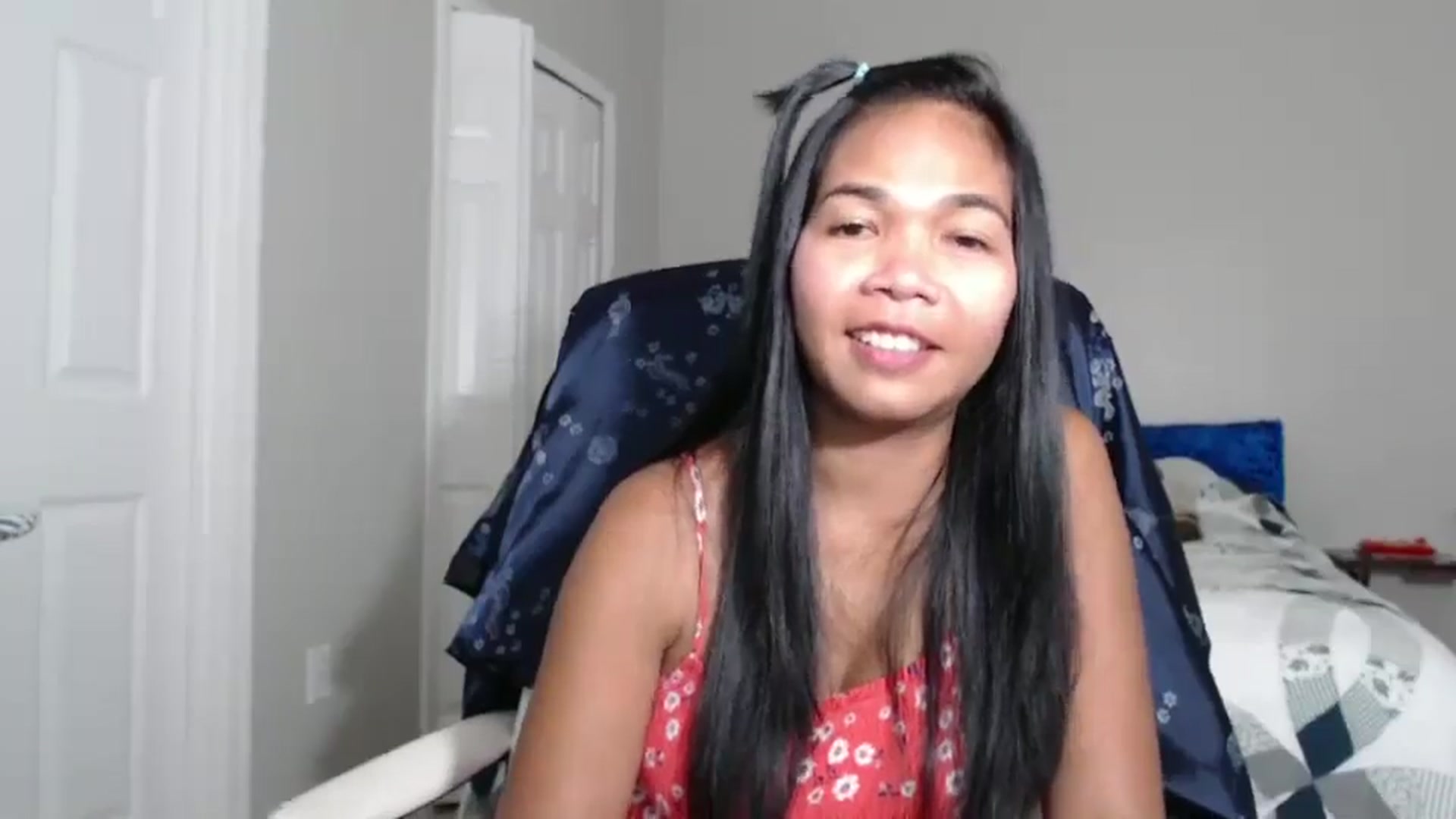 Gallery image thumbnail from Littlekai2023's myfreecams stream on, 07/31/2024, 24:00 image 17 of 20