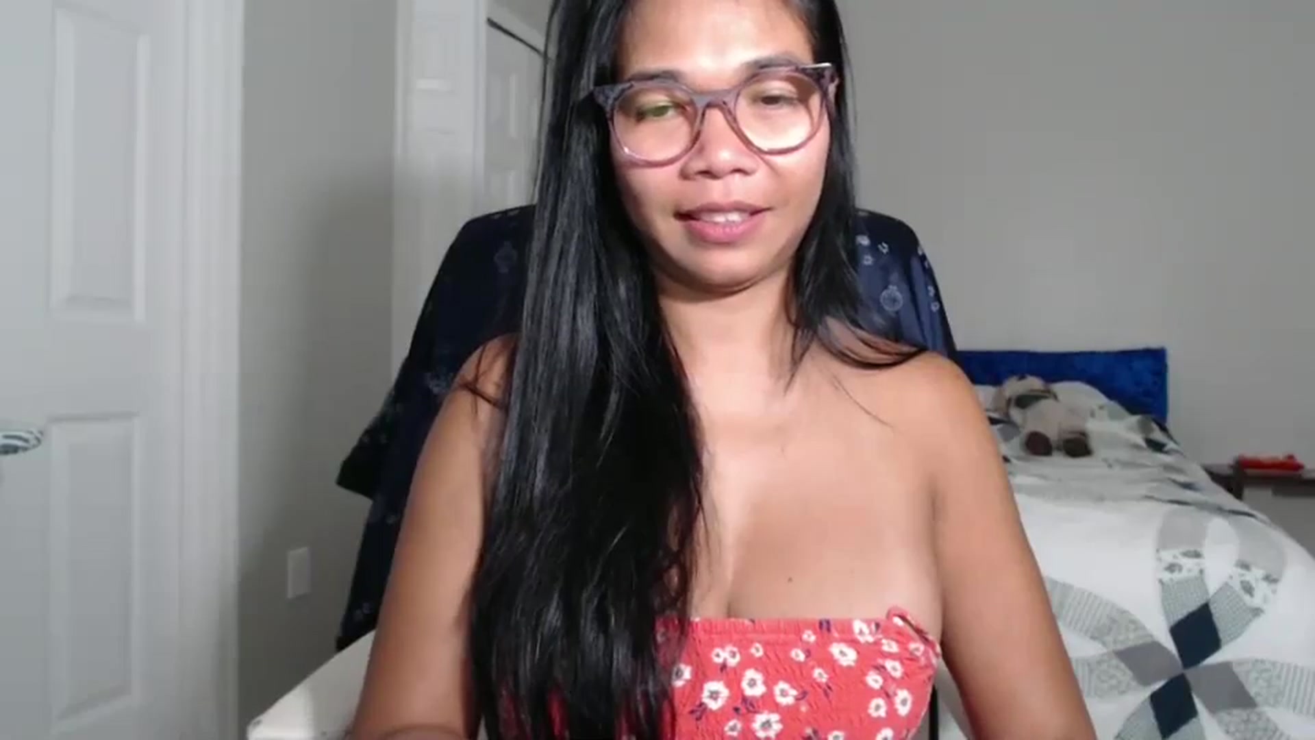 Gallery image thumbnail from Littlekai2023's myfreecams stream on, 07/31/2024, 03:25 image 17 of 20