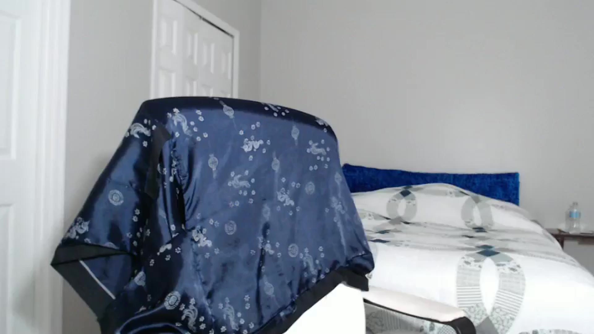 Gallery image thumbnail from Littlekai2023's myfreecams stream on, 08/01/2024, 24:47 image 15 of 20