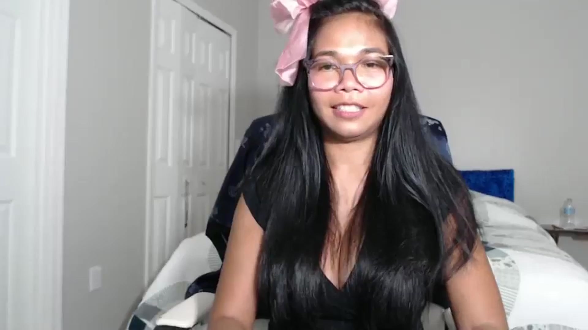 Gallery image thumbnail from Littlekai2023's myfreecams stream on, 08/01/2024, 24:47 image 17 of 20