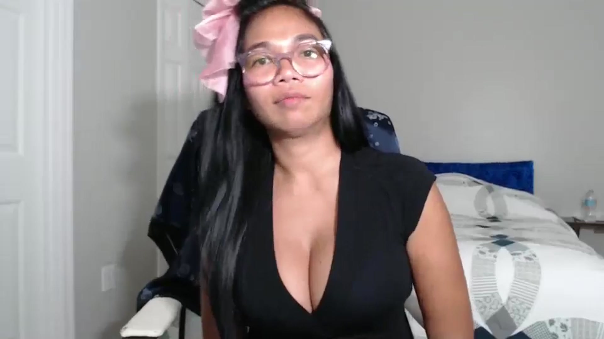 Gallery image thumbnail from Littlekai2023's myfreecams stream on, 08/01/2024, 02:29 image 2 of 20