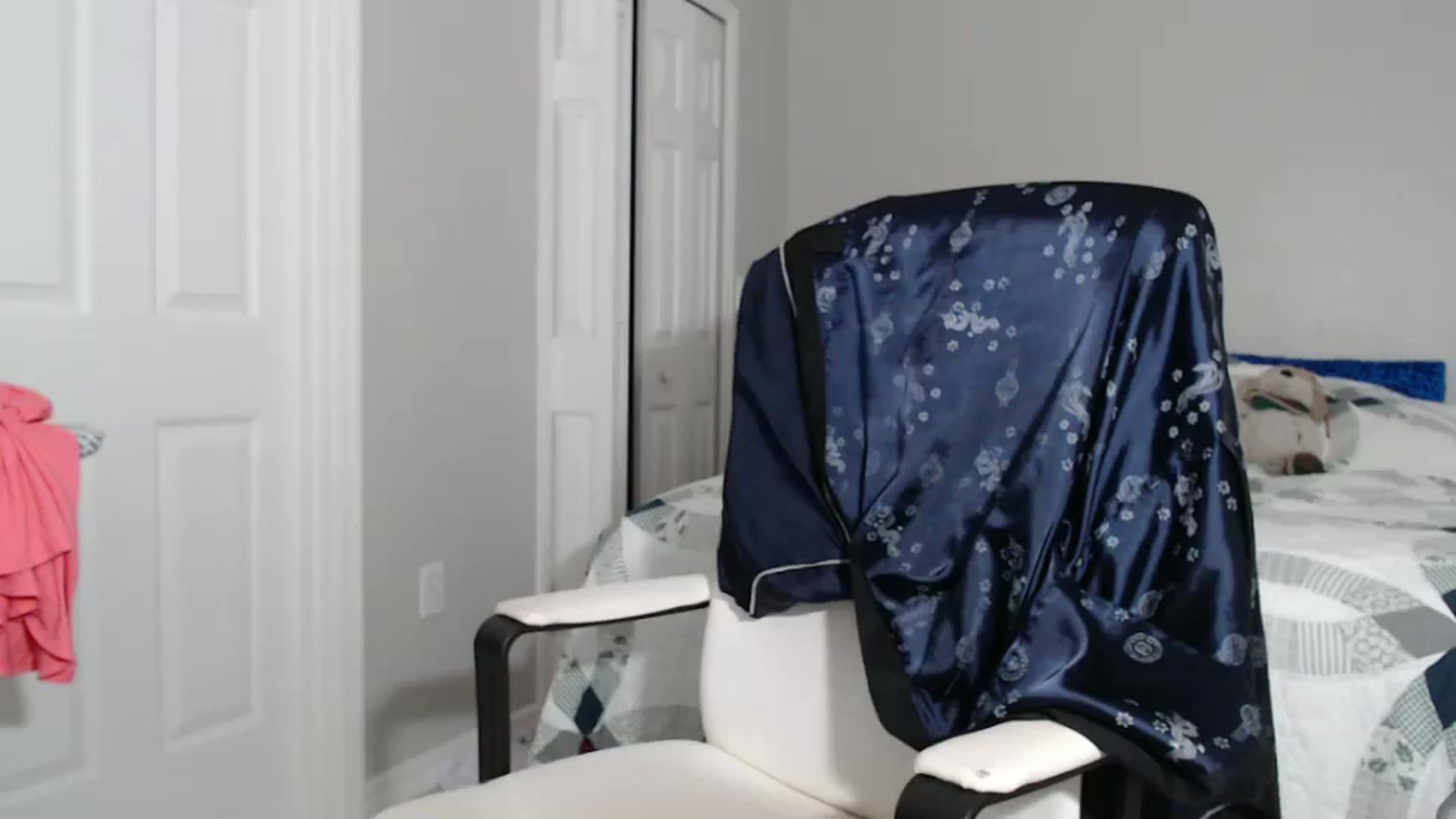 Gallery image thumbnail from Littlekai2023's myfreecams stream on, 08/02/2024, 04:38 image 18 of 20