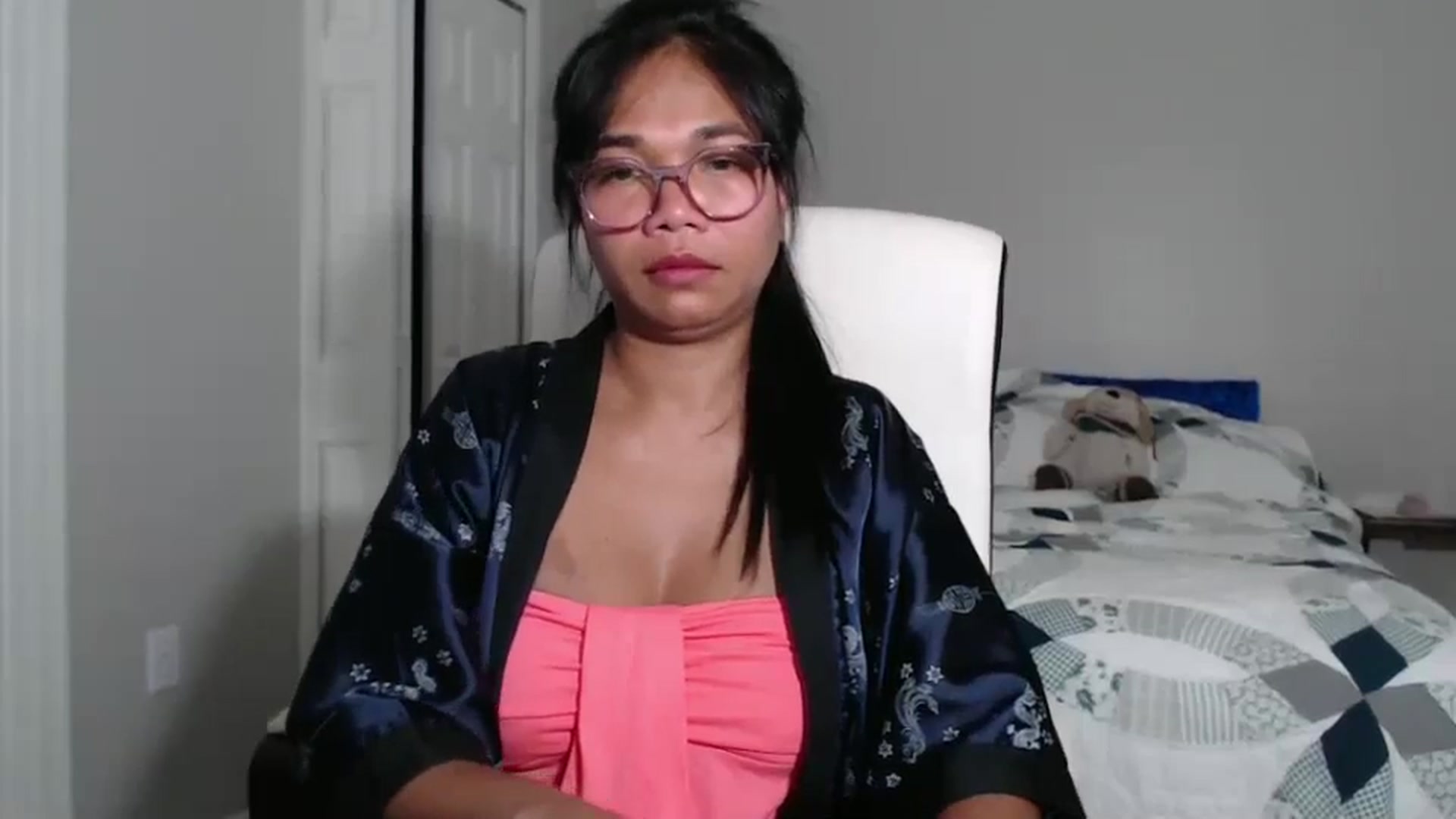 Gallery image thumbnail from Littlekai2023's myfreecams stream on, 08/02/2024, 04:38 image 10 of 20