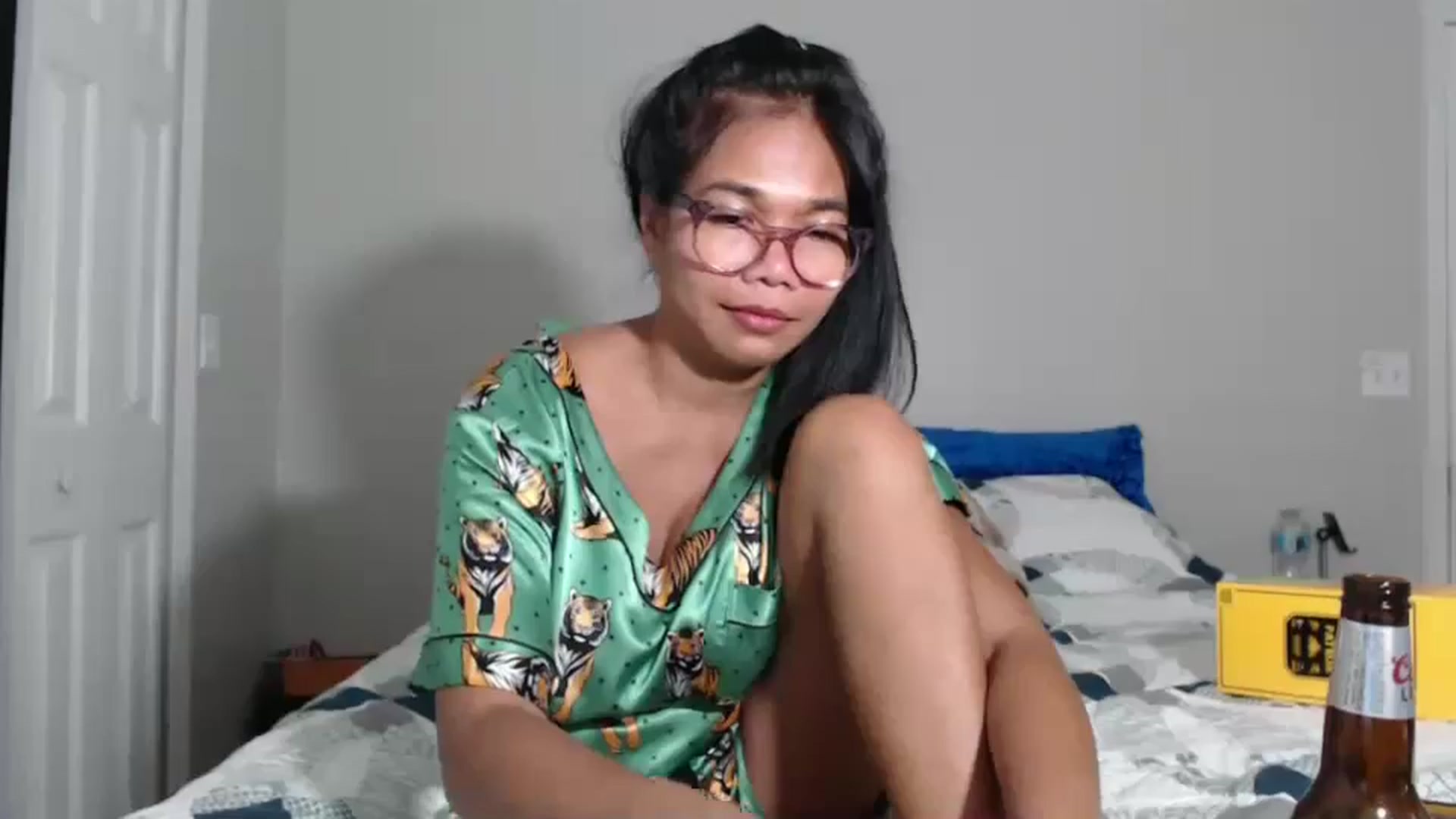Gallery image thumbnail from Littlekai2023's myfreecams stream on, 08/11/2024, 05:08 image 17 of 20
