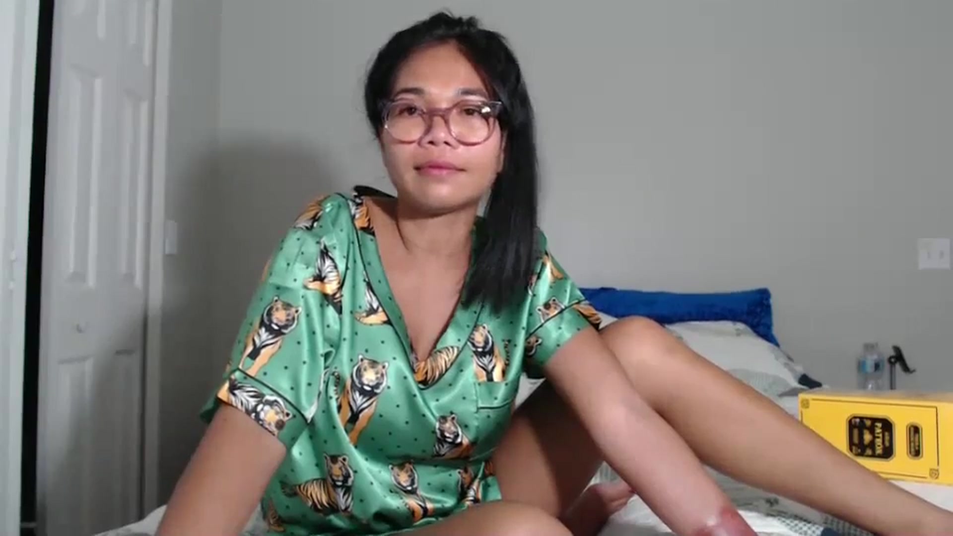 Gallery image thumbnail from Littlekai2023's myfreecams stream on, 08/11/2024, 05:08 image 15 of 20