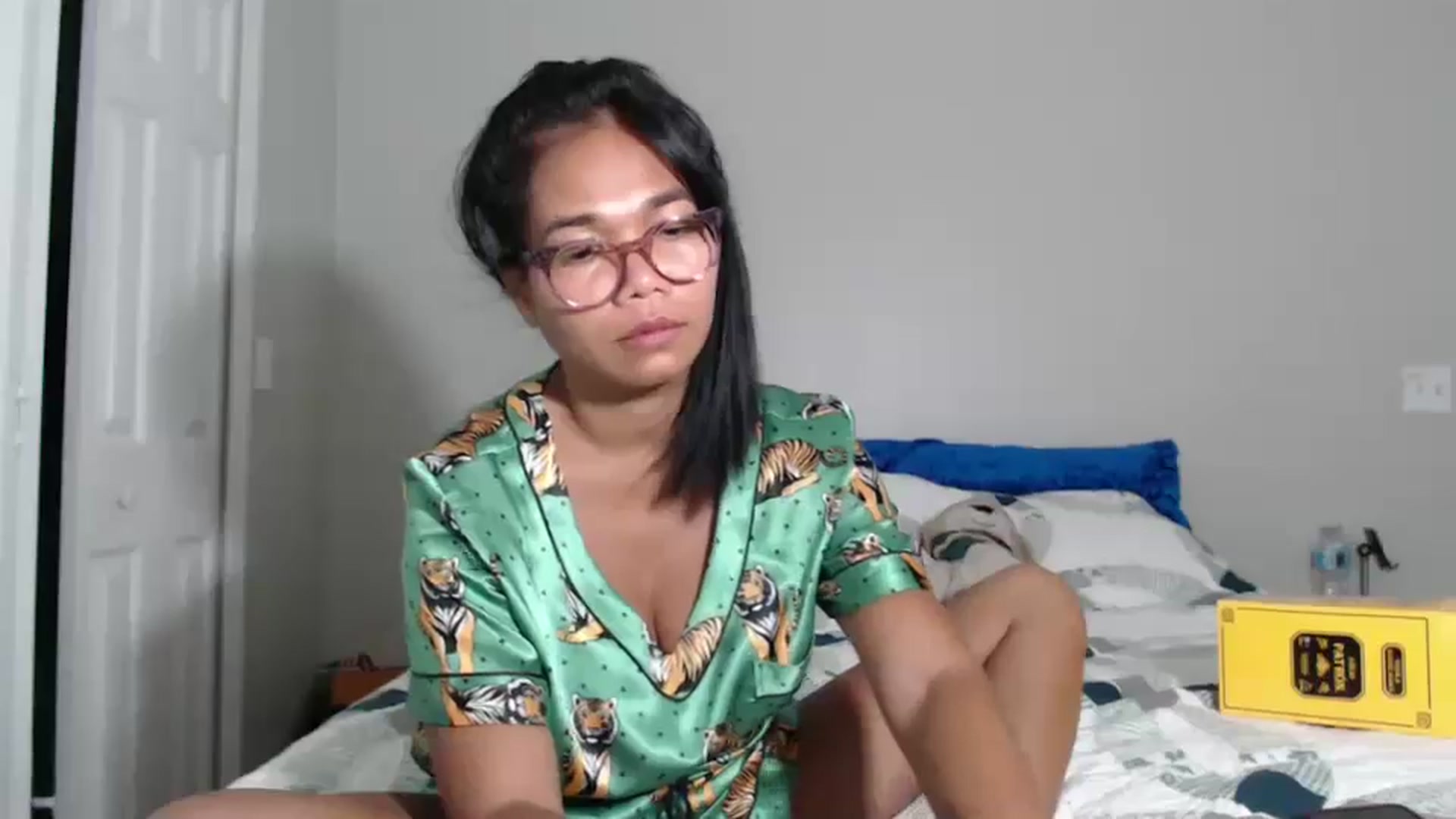Gallery image thumbnail from Littlekai2023's myfreecams stream on, 08/11/2024, 05:08 image 14 of 20