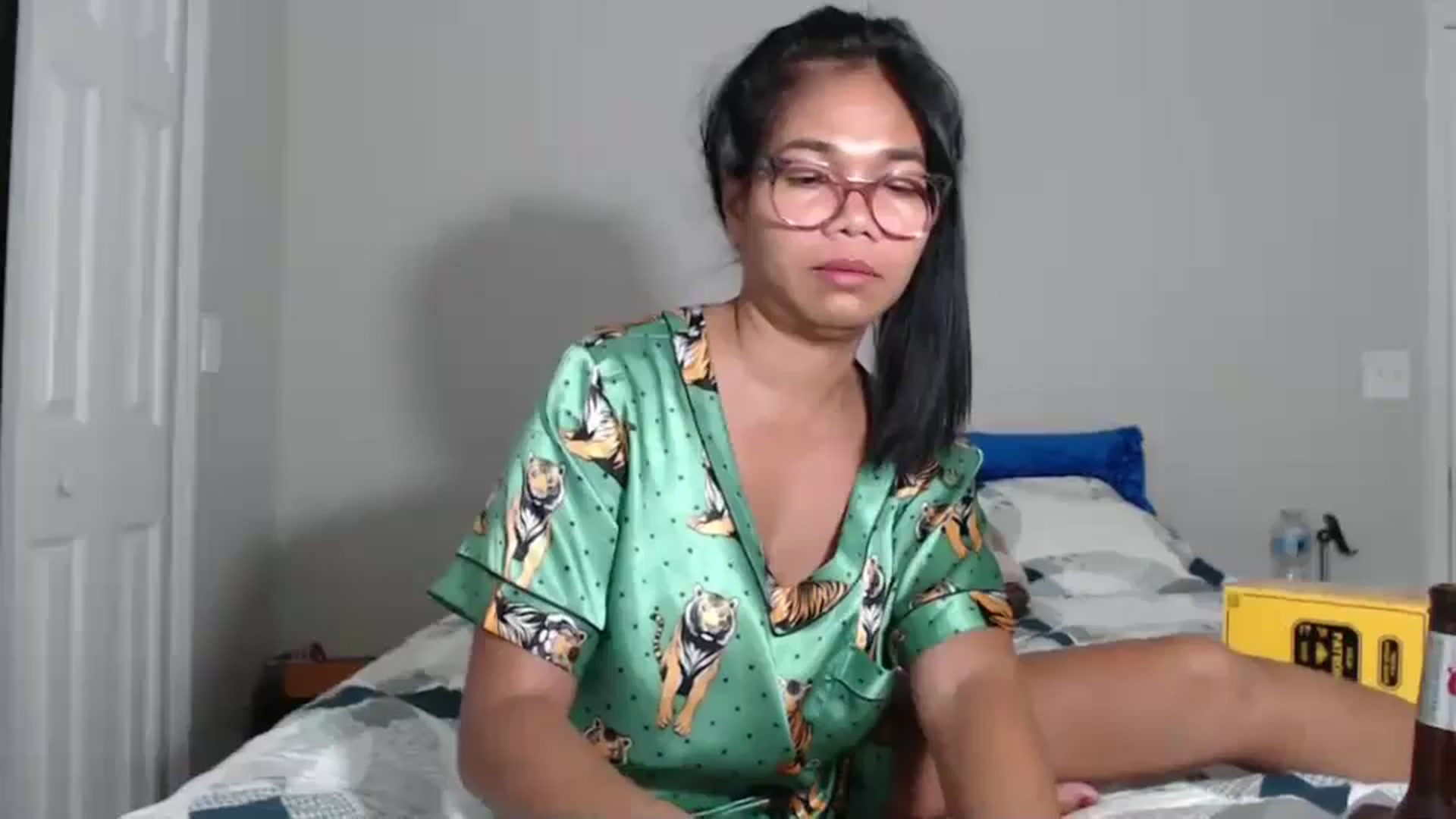 Gallery image thumbnail from Littlekai2023's myfreecams stream on, 08/11/2024, 05:08 image 18 of 20