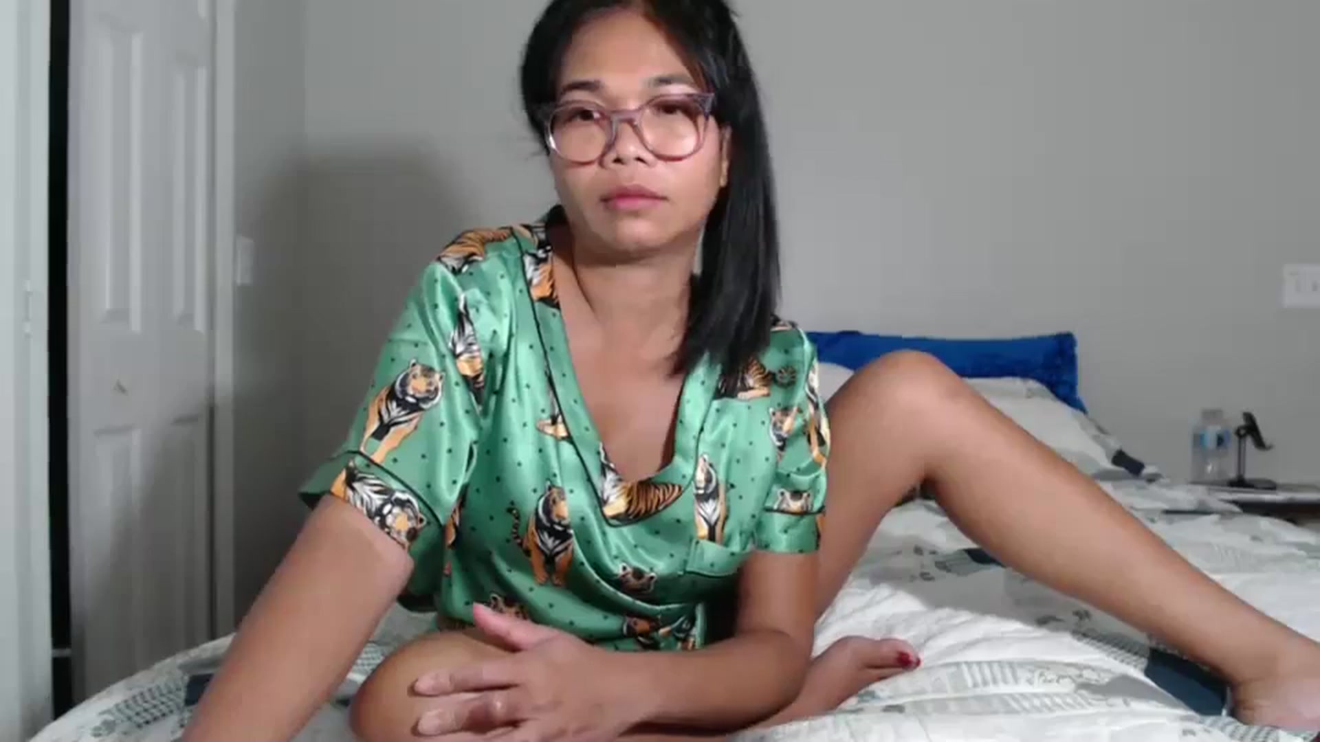 Gallery image thumbnail from Littlekai2023's myfreecams stream on, 08/11/2024, 05:08 image 10 of 20