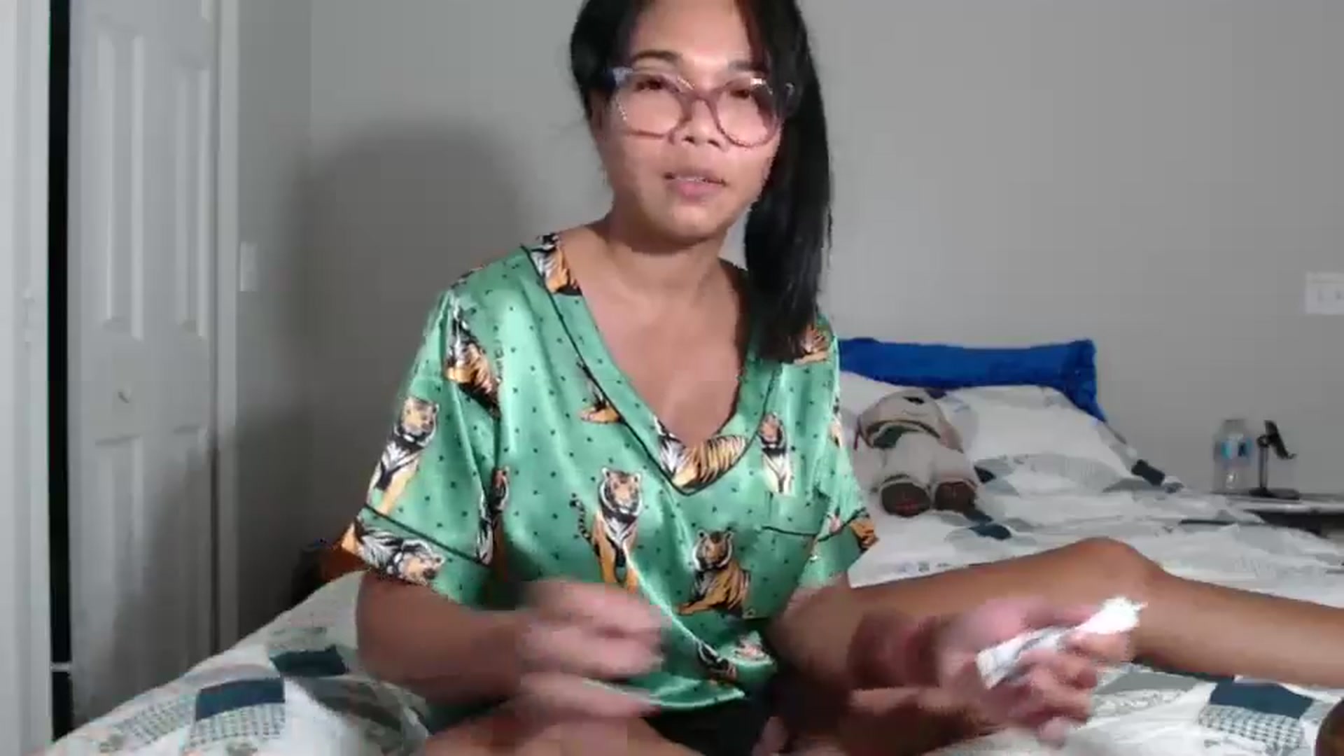 Gallery image thumbnail from Littlekai2023's myfreecams stream on, 08/11/2024, 05:08 image 9 of 20