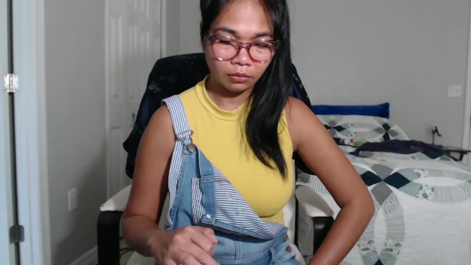Gallery image thumbnail from Littlekai2023's myfreecams stream on, 08/12/2024, 16:08 image 17 of 20