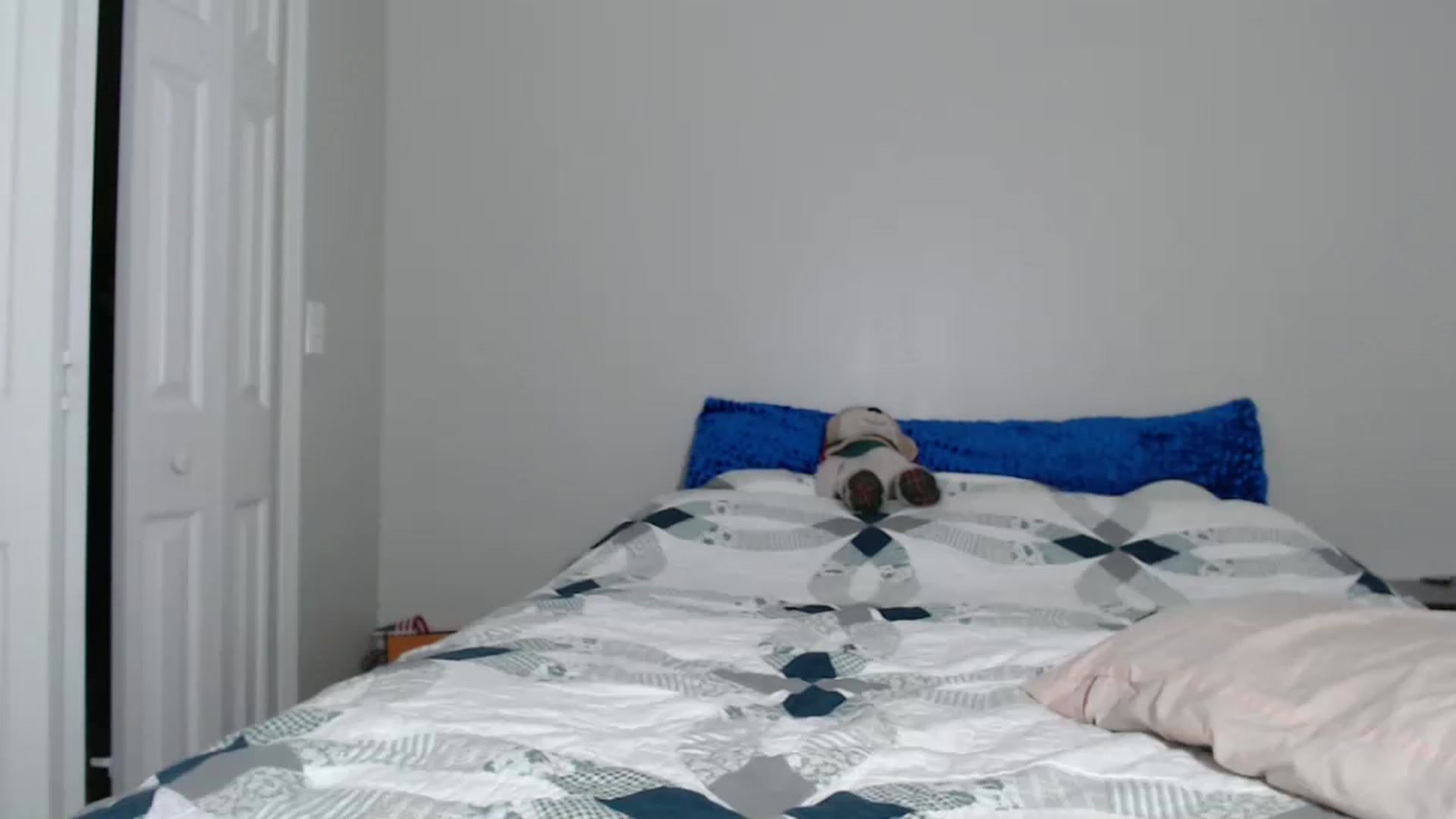 Gallery image thumbnail from Littlekai2023's myfreecams stream on, 08/18/2024, 03:01 image 13 of 20