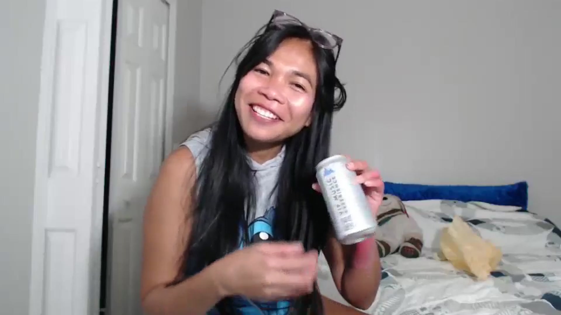 Gallery image thumbnail from Littlekai2023's myfreecams stream on, 08/23/2024, 04:16 image 17 of 20