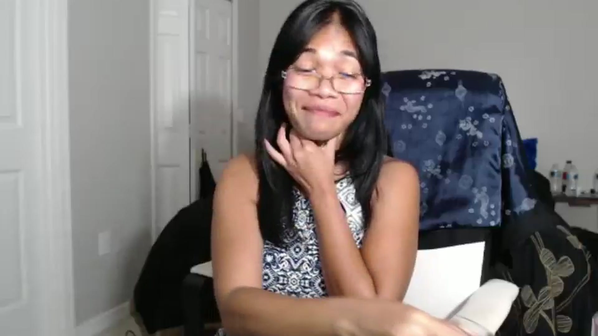 Gallery image thumbnail from Littlekai2023's myfreecams stream on, 09/02/2024, 24:35 image 12 of 20