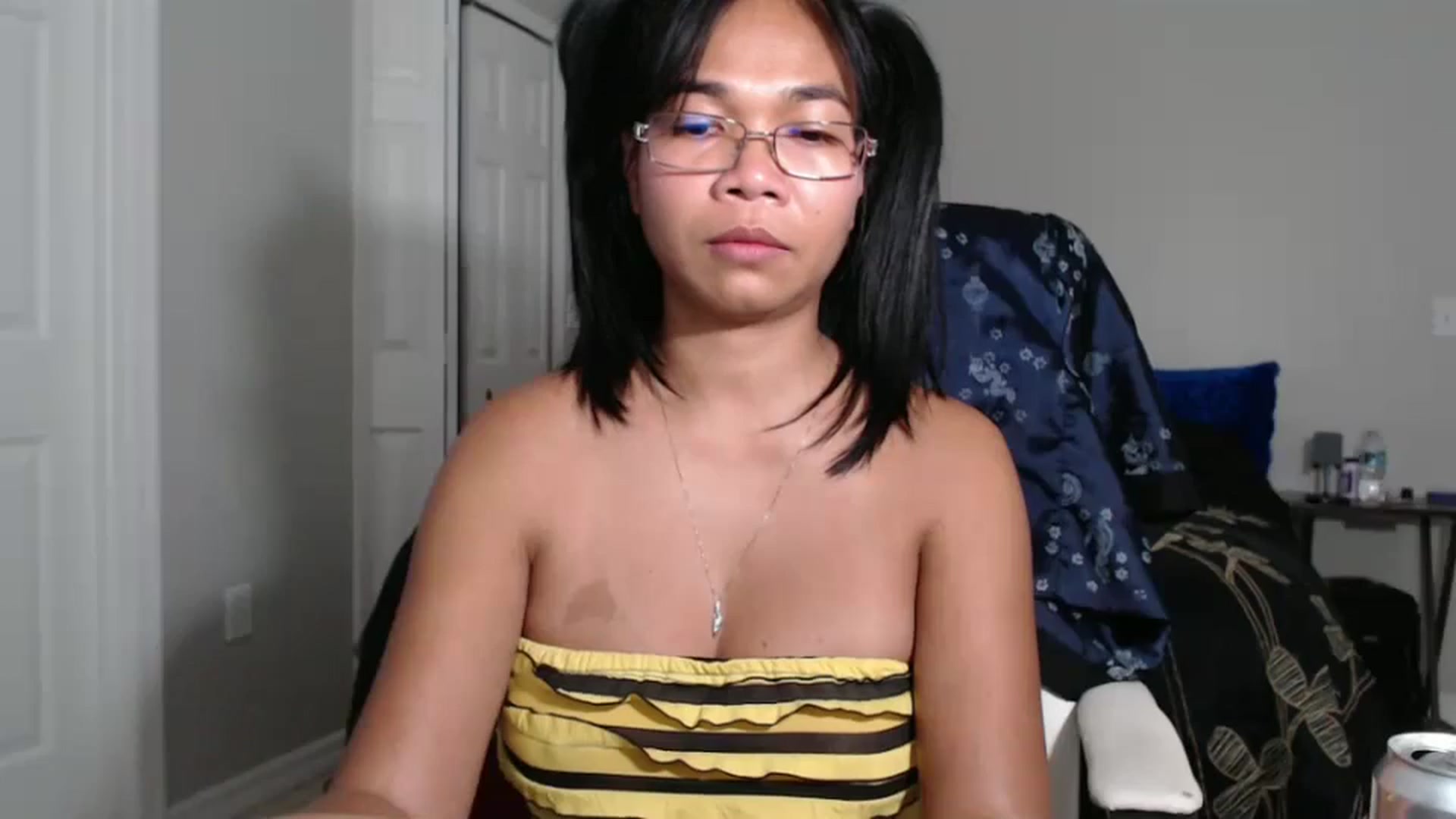 Gallery image thumbnail from Littlekai2023's myfreecams stream on, 09/04/2024, 24:01 image 3 of 20