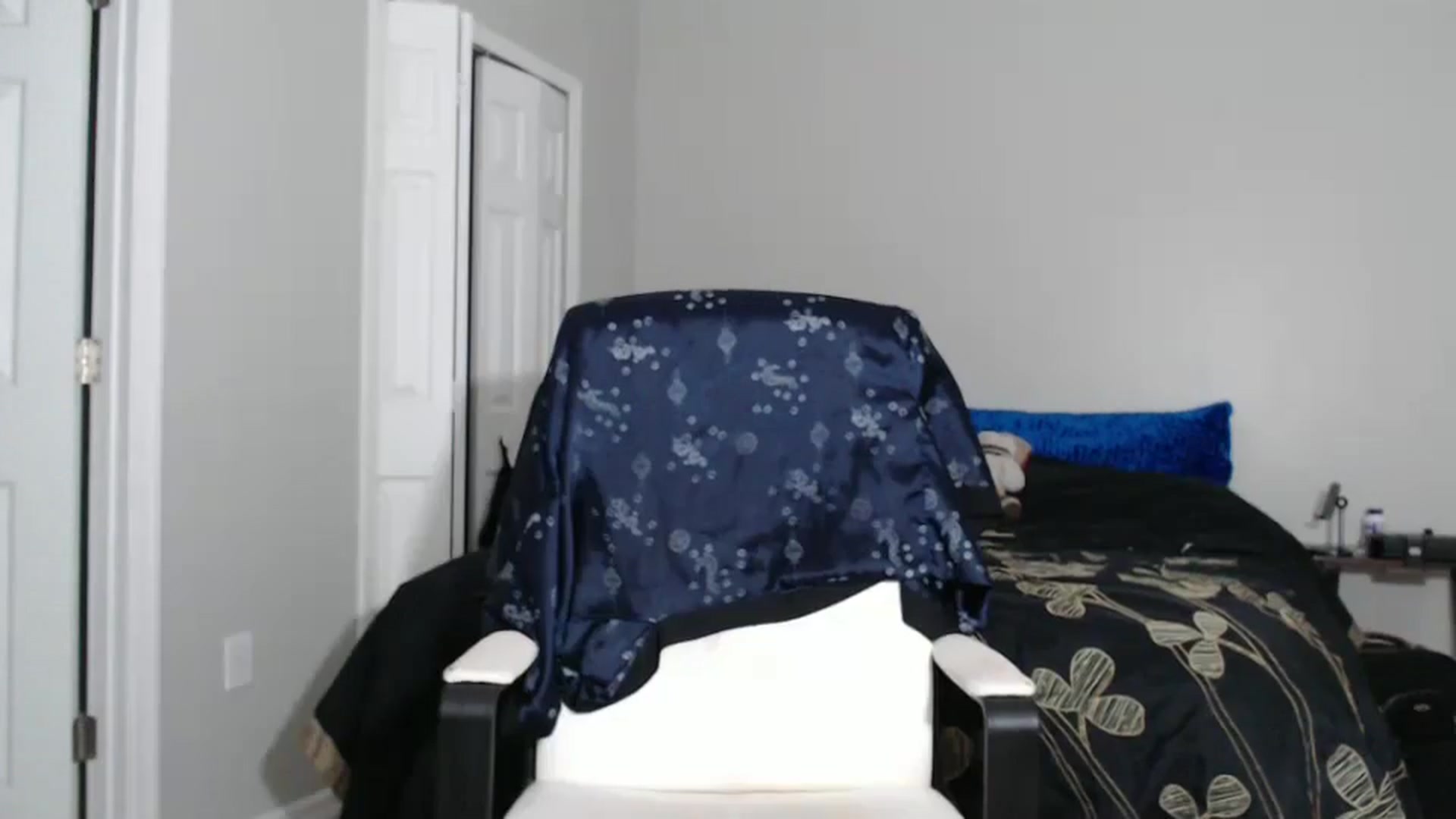 Gallery image thumbnail from Littlekai2023's myfreecams stream on, 09/04/2024, 23:56 image 13 of 20