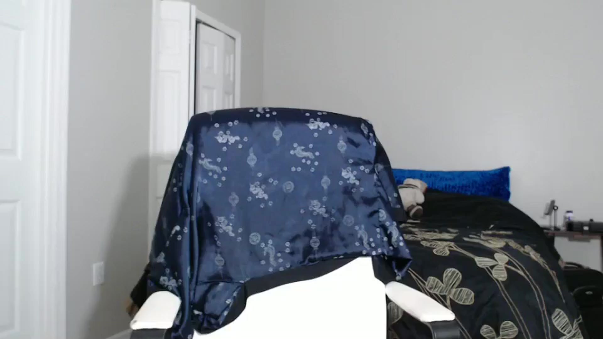 Gallery image thumbnail from Littlekai2023's myfreecams stream on, 09/04/2024, 23:56 image 12 of 20