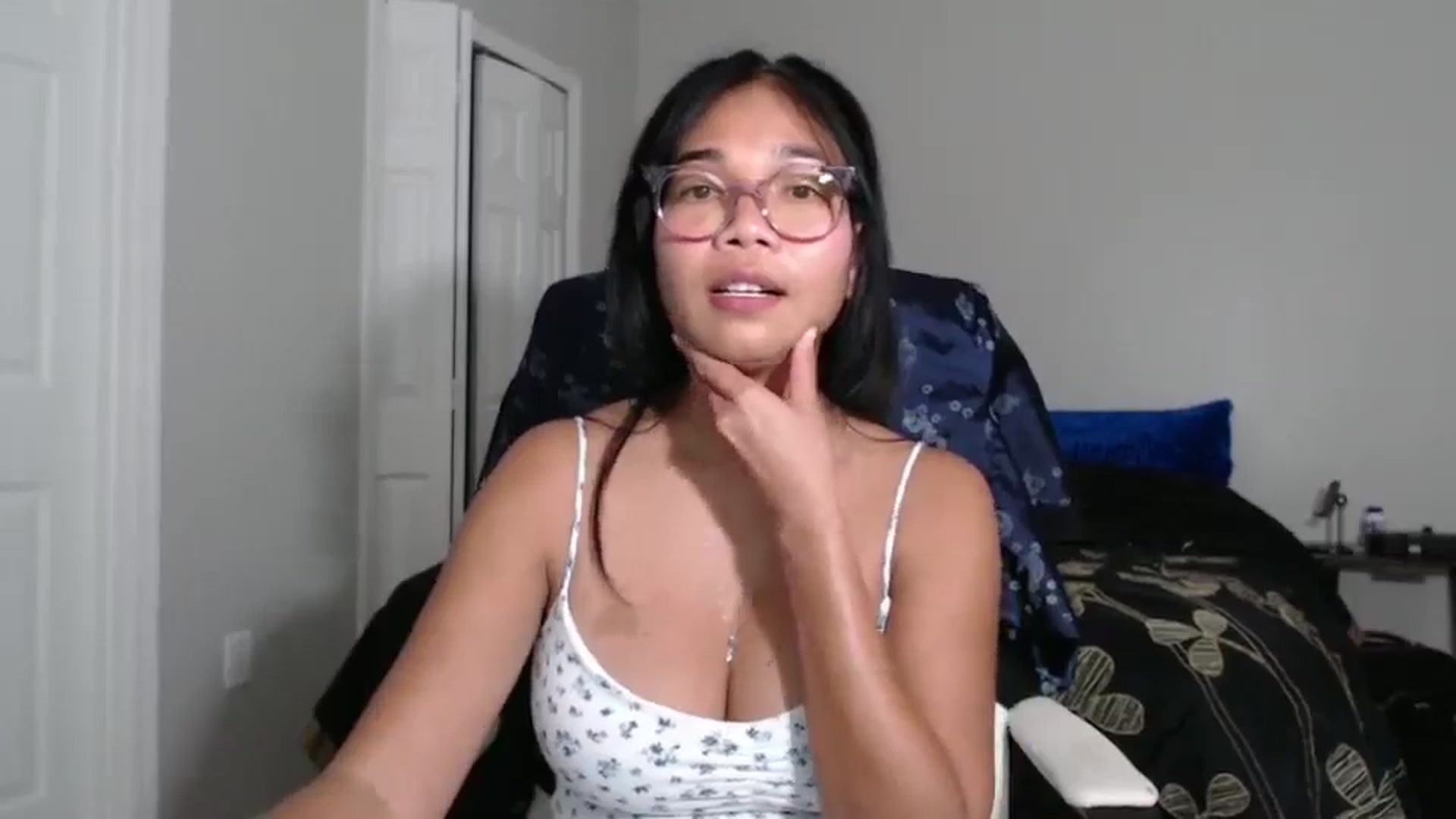 Gallery image thumbnail from Littlekai2023's myfreecams stream on, 09/04/2024, 23:56 image 20 of 20